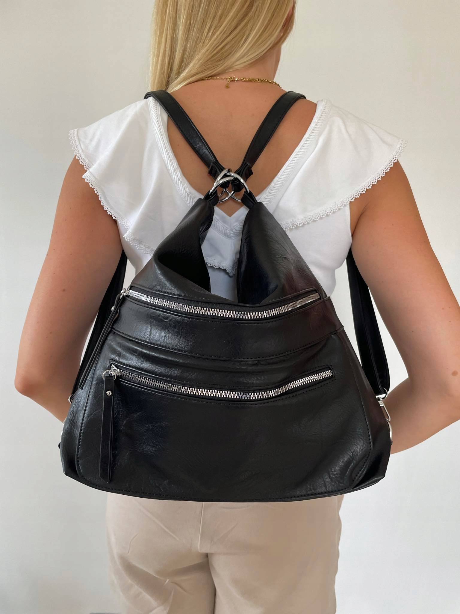 CZARNA torebka damska worek plecak A4 dużo kieszonek Model worek