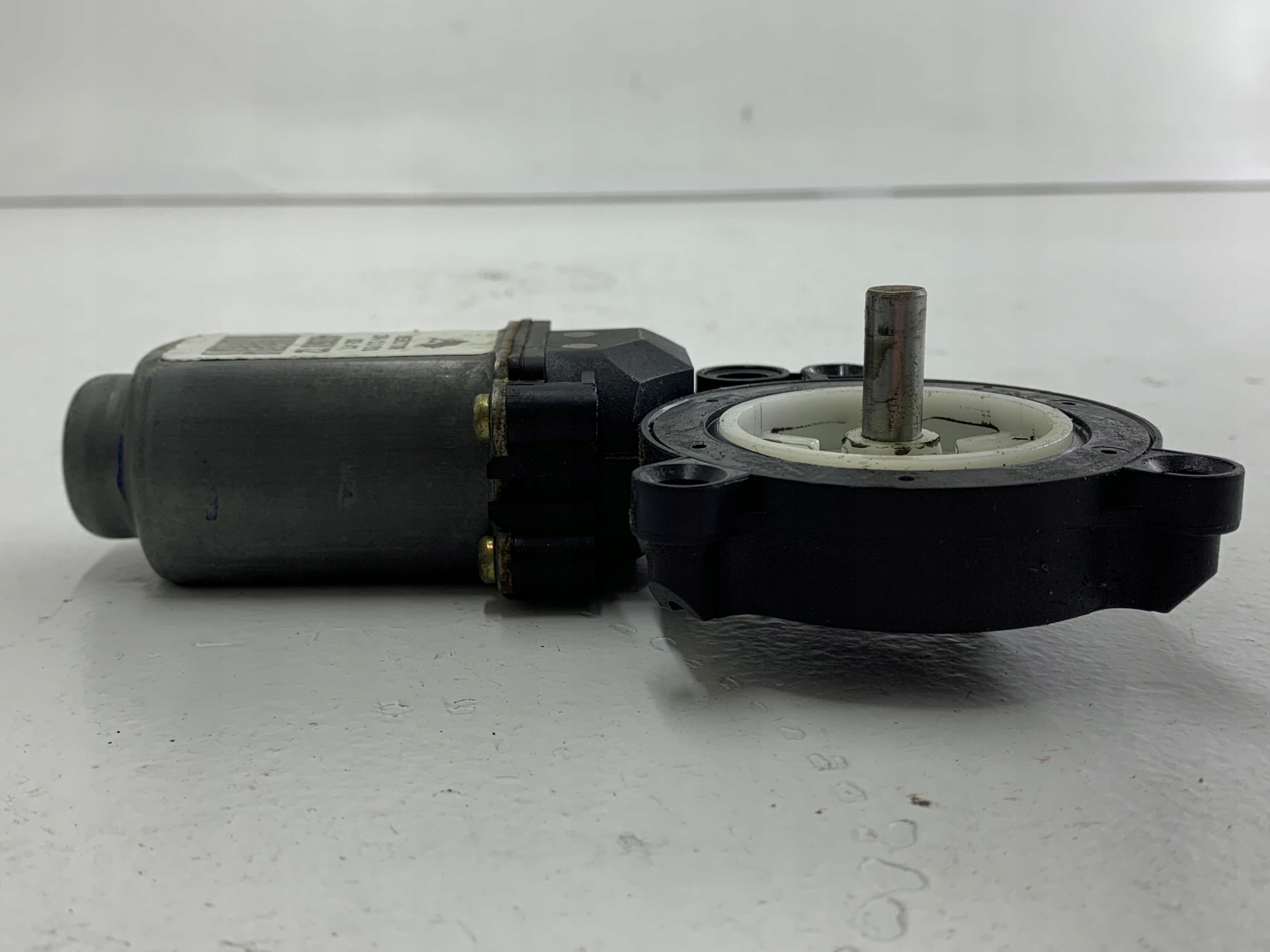 NISSAN PRIMERA P11 mini motor windows right front 400600T2