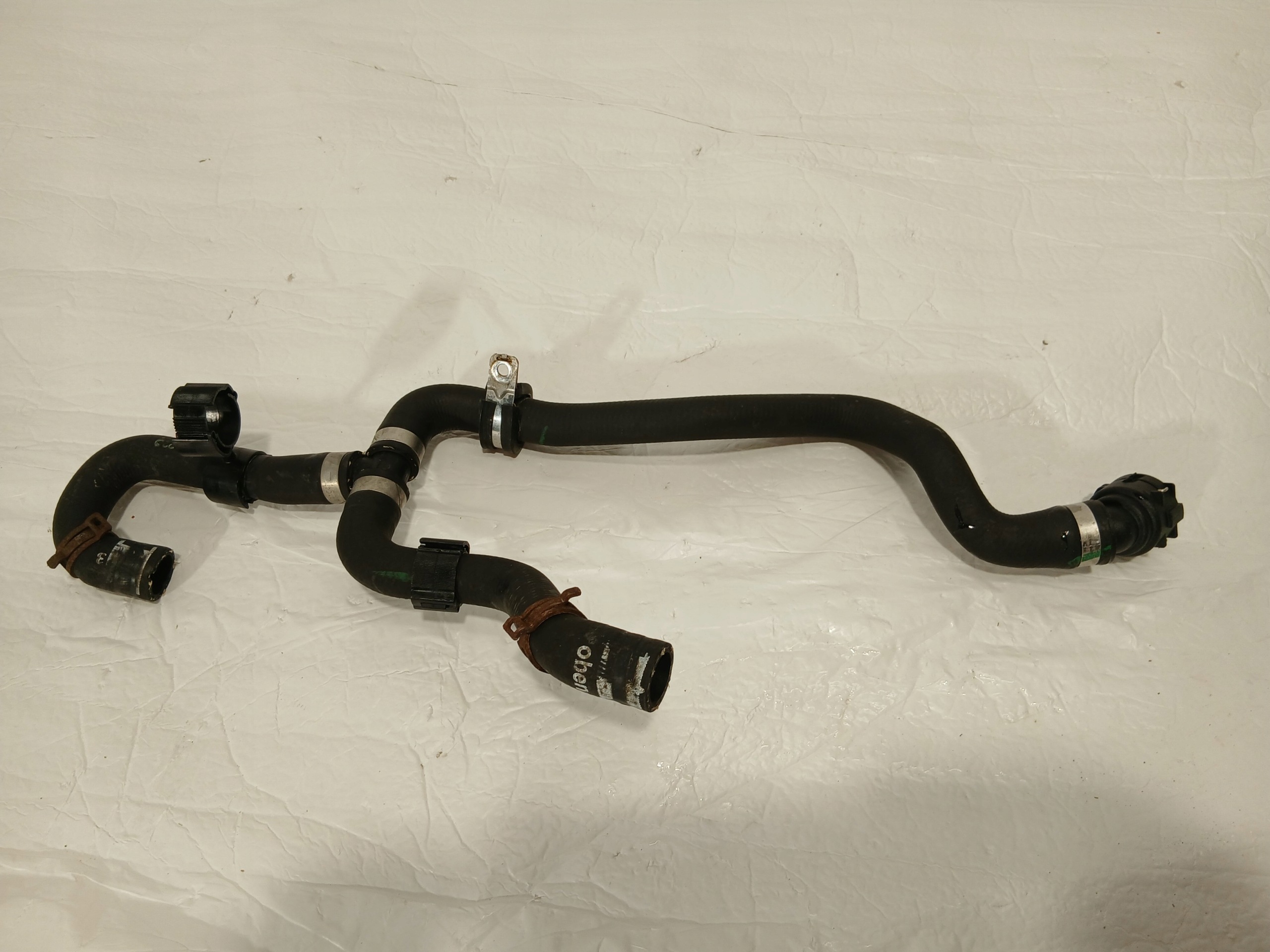 AUDI A4 B9 LIFT crijevo prijenos cijevčica vode 8W0145920M