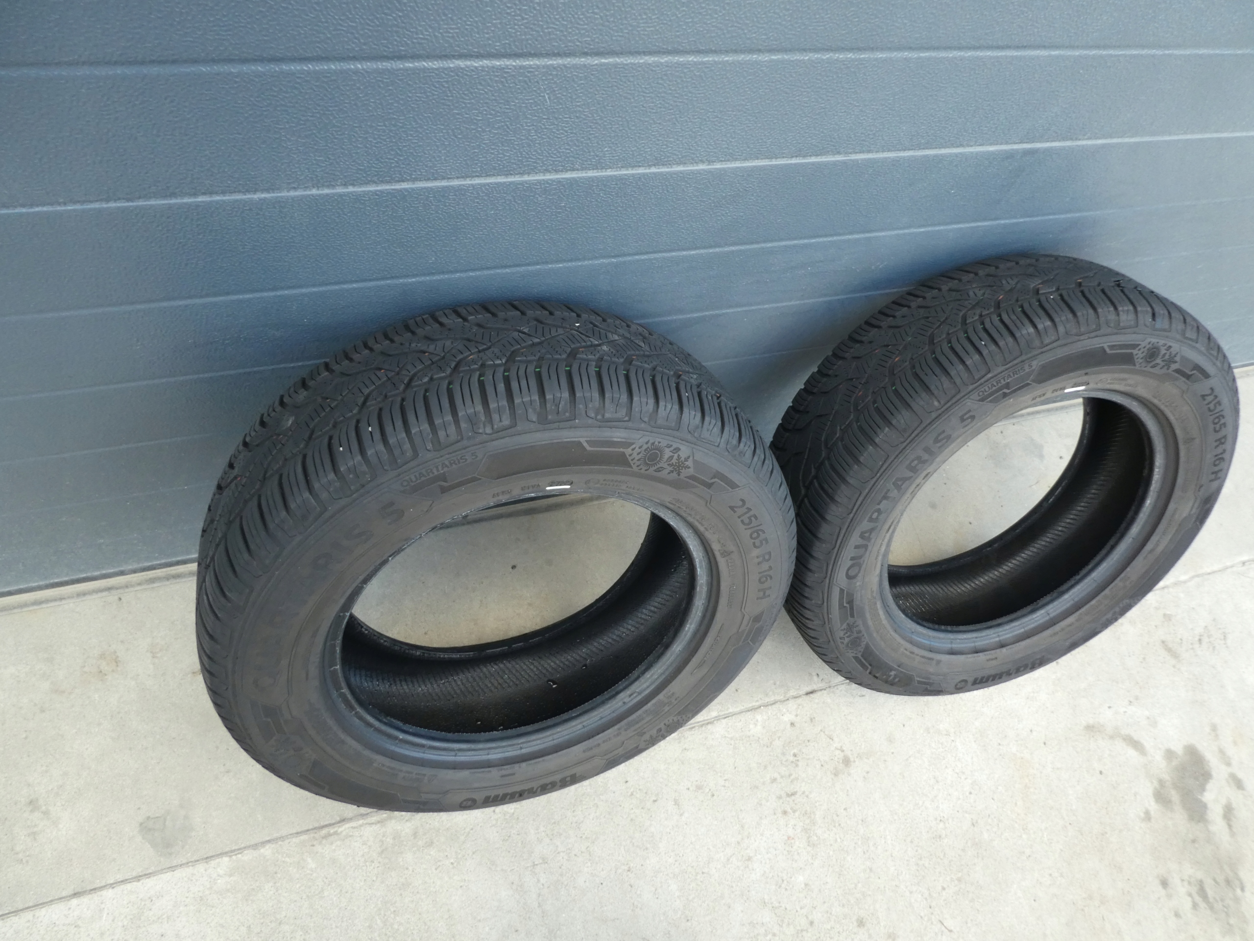 2X Pneumatiques, pneus Barum 215/65/16 2022R