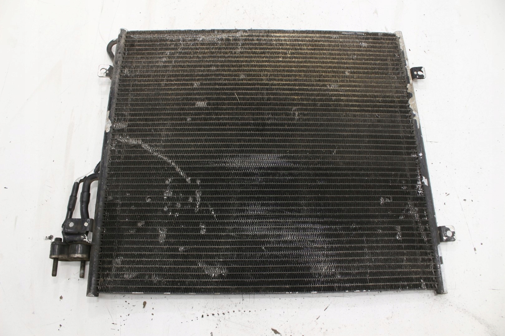 Радиатор кондиционера CHEROKEE WK 3.0