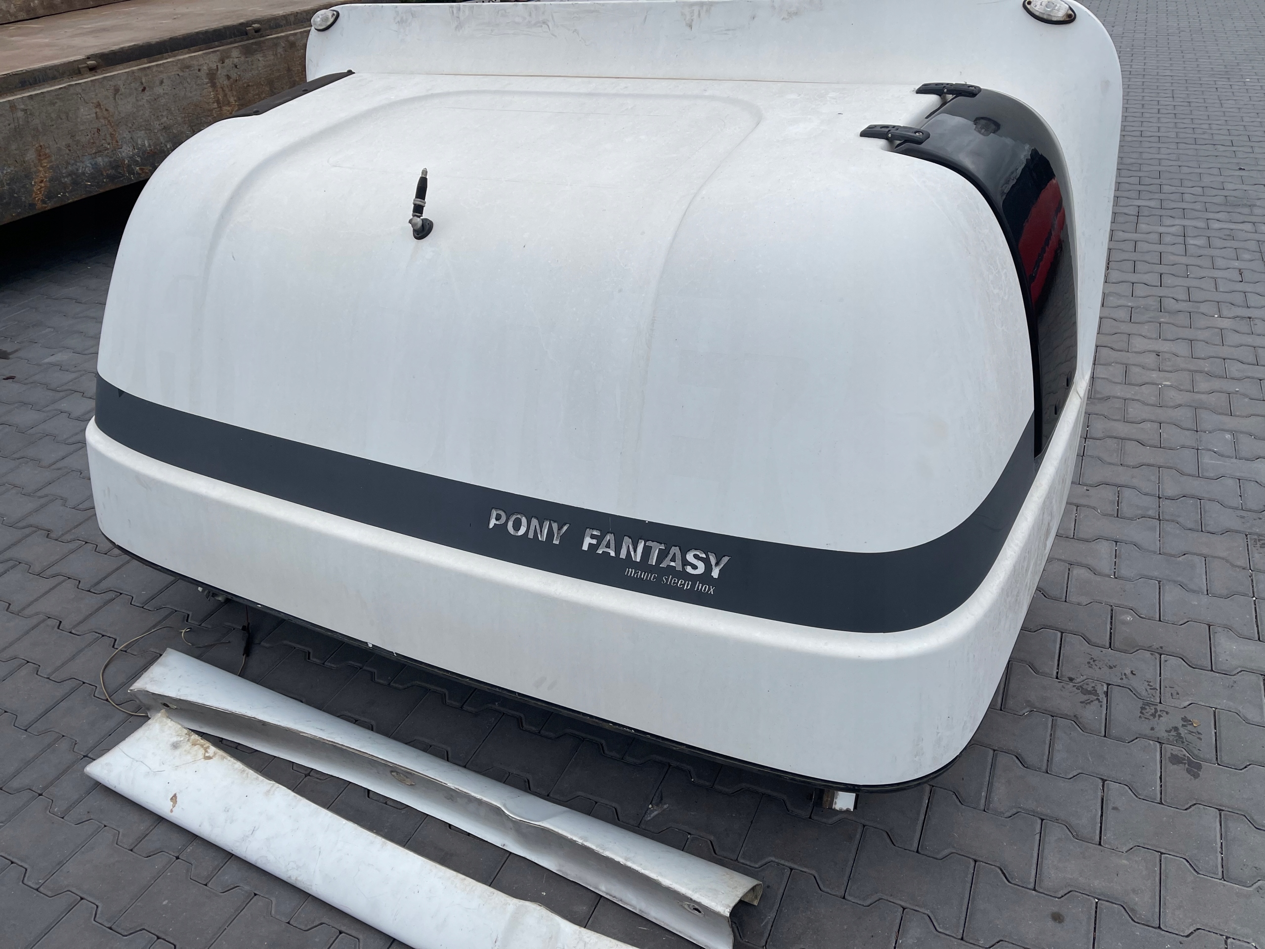 Спальная кабина курятник IVECO DAILY 99-14год