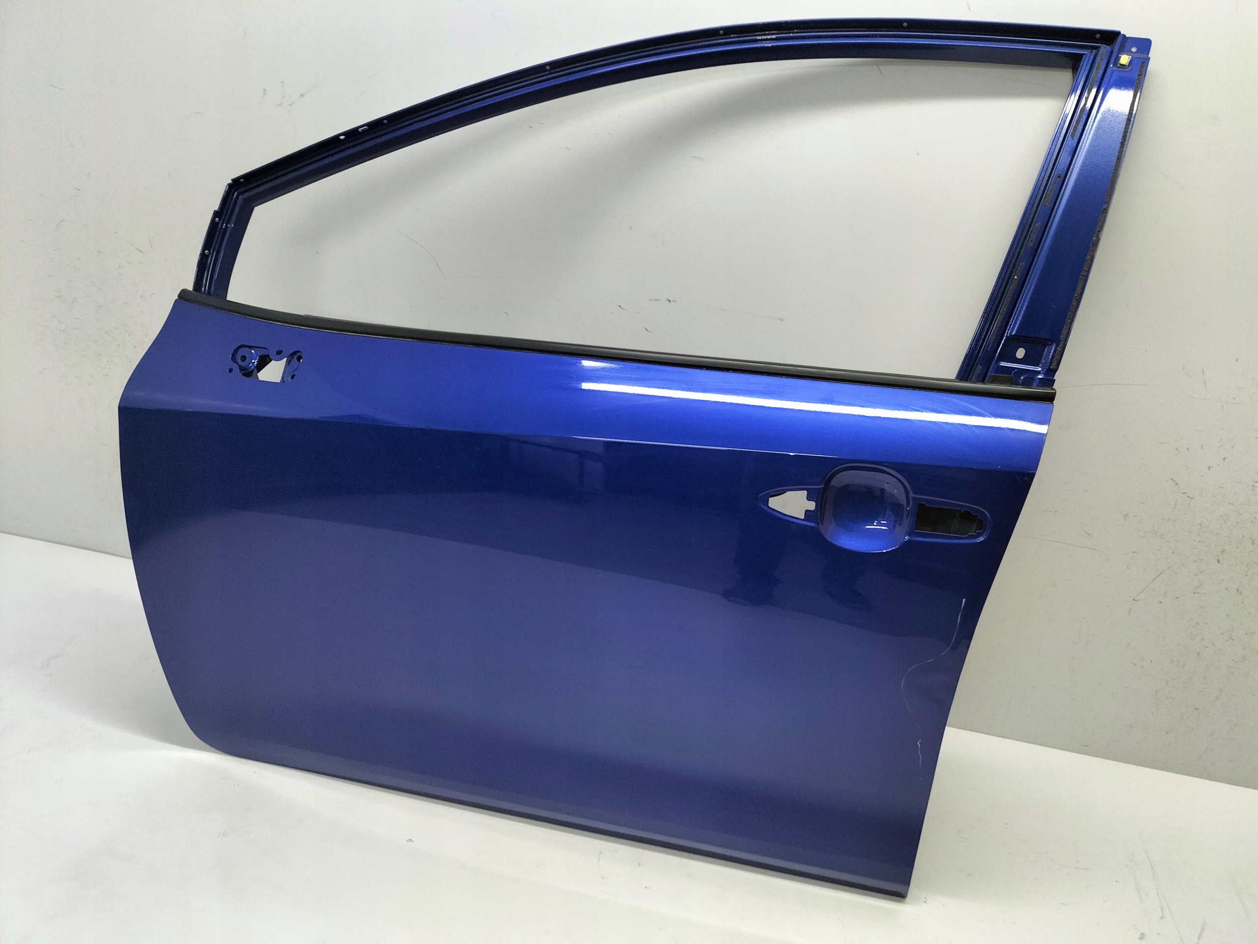 door front front left TOYOTA COROLLA E21 18