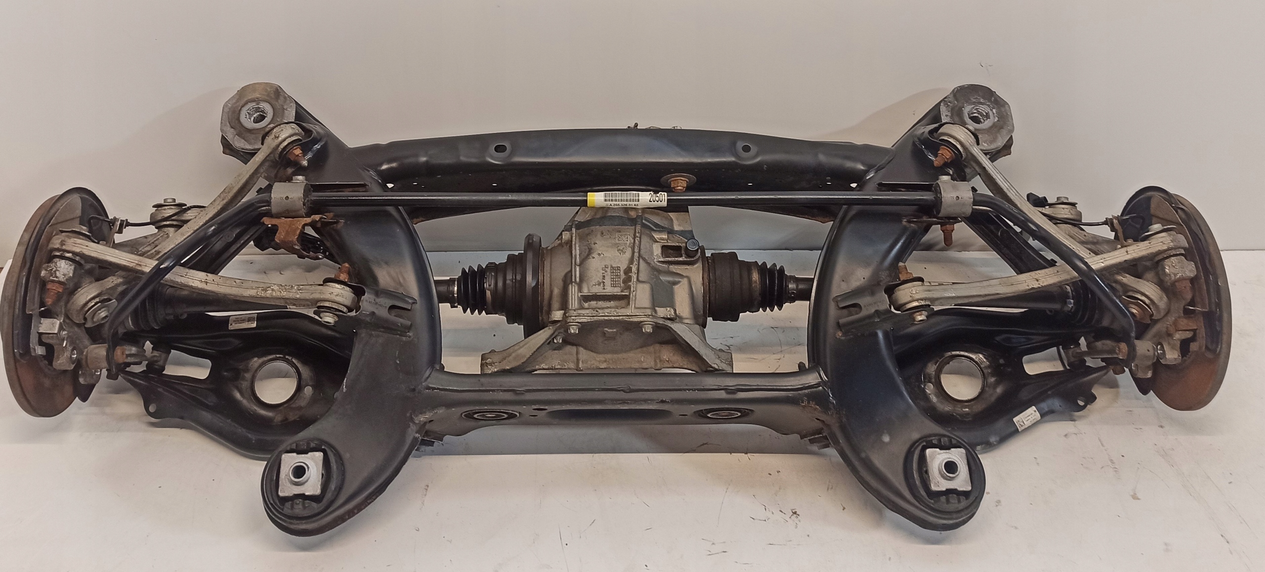 MERCEDES W205 ZAWIESZENIE TYŁ MOST KOMPL. 2.2 CDI A2053507207