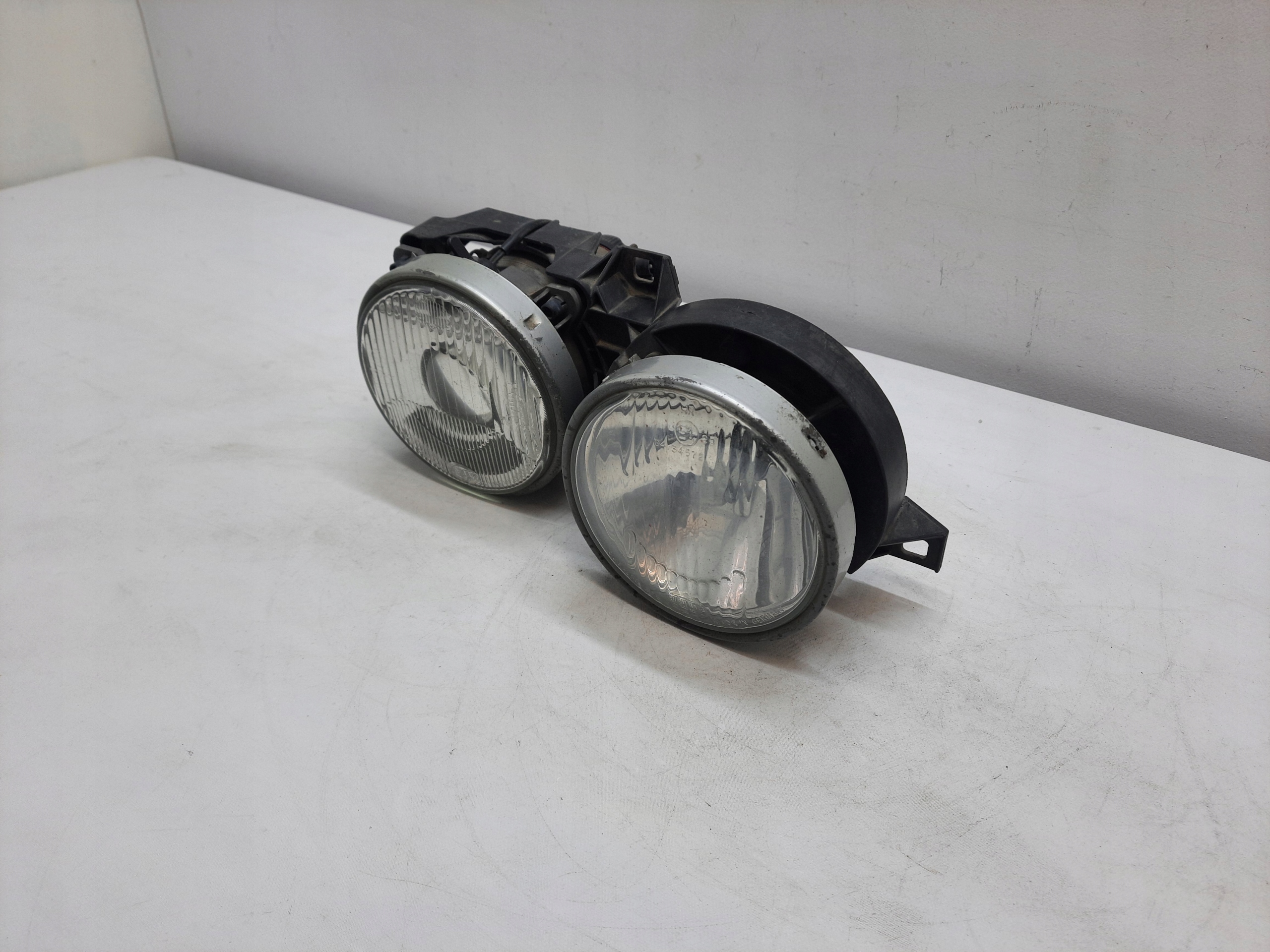 BMW 3 III E30 LIFT HELLA light REFLEKTOR right front original EUROPA