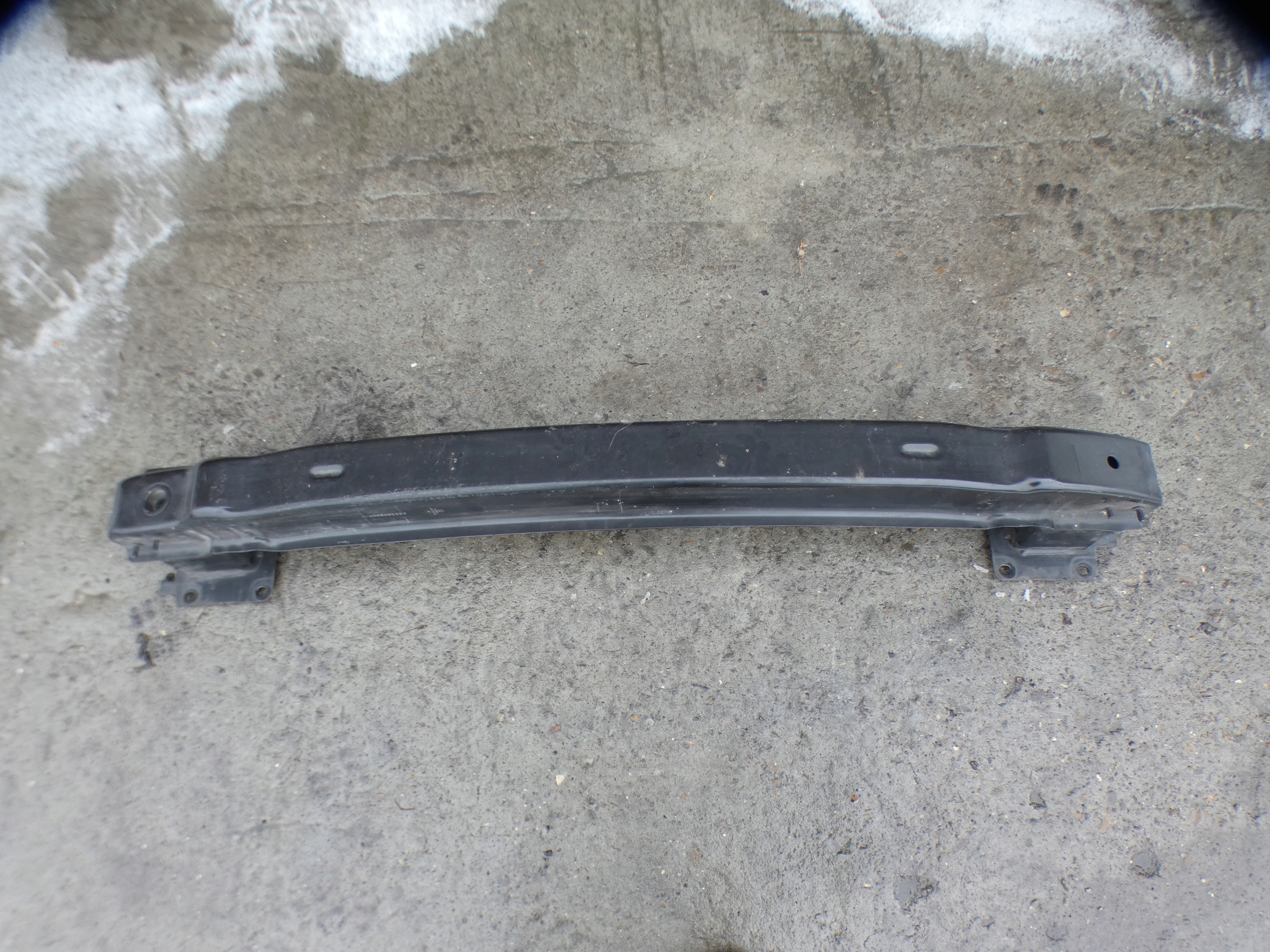 Traverse pare choc Arrière VW PASSAT B8 3G0807311PL