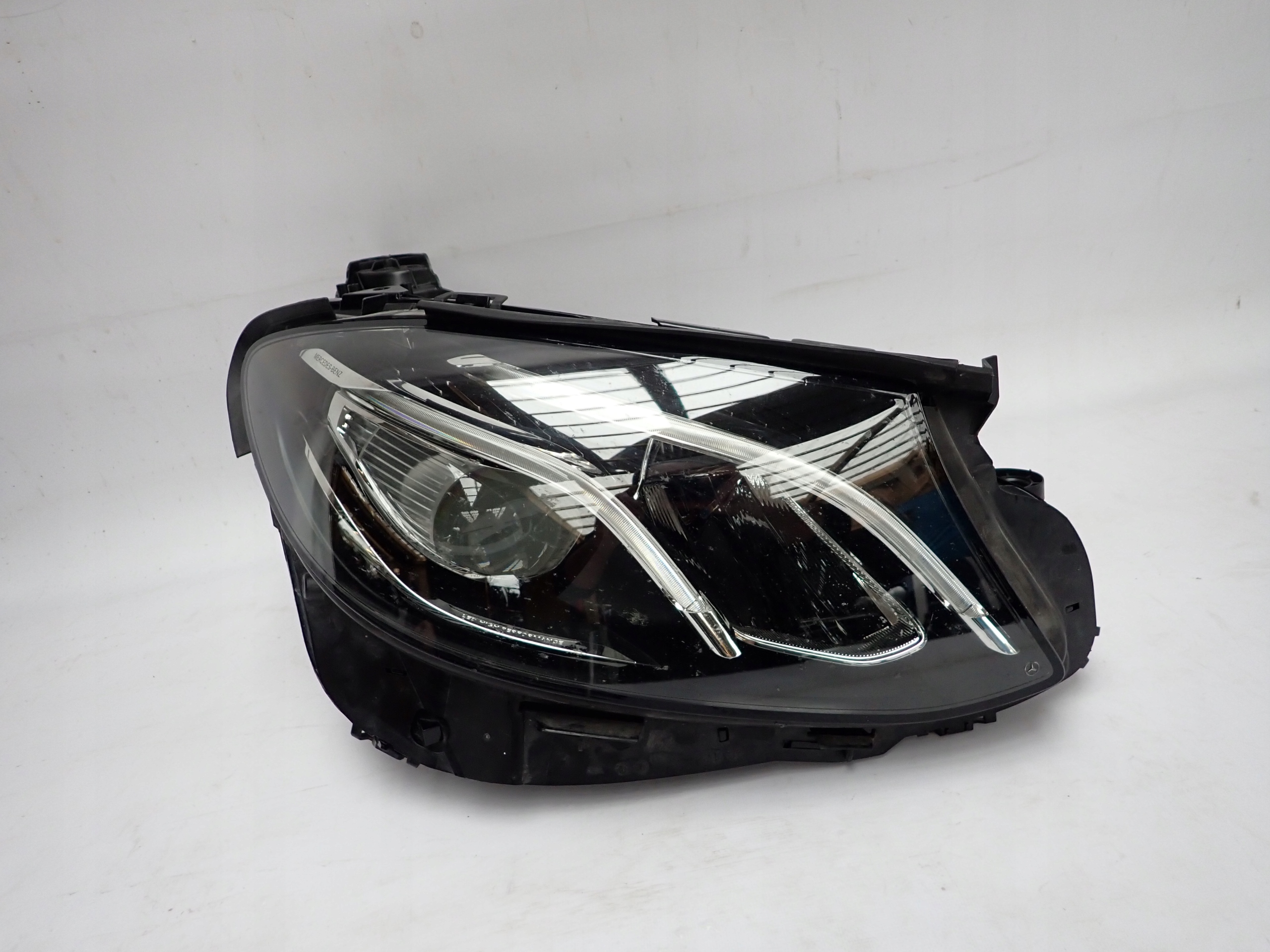 MERCEDES E KLASA W213 FULL LED right front front light A2139068808
