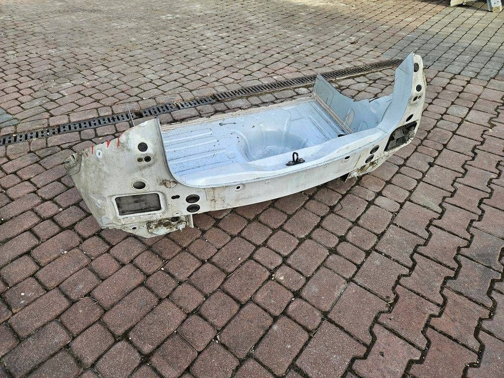 sump rear panel boot floor quarter Renault Zoe