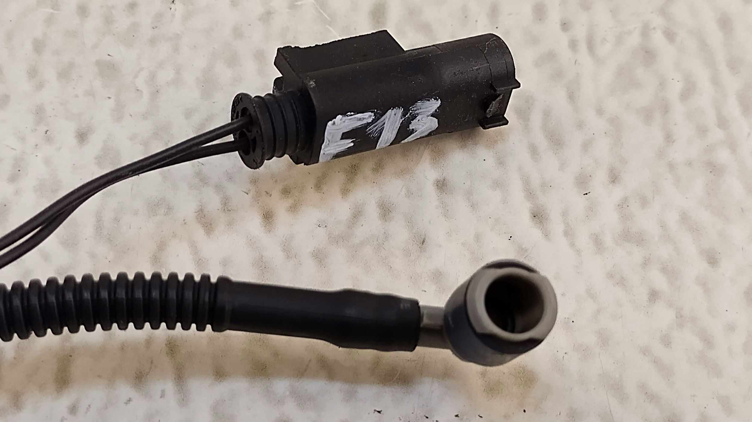 BMW 6 F06 F12 F13 10-18 распылитель воды форсунки Стекла передний