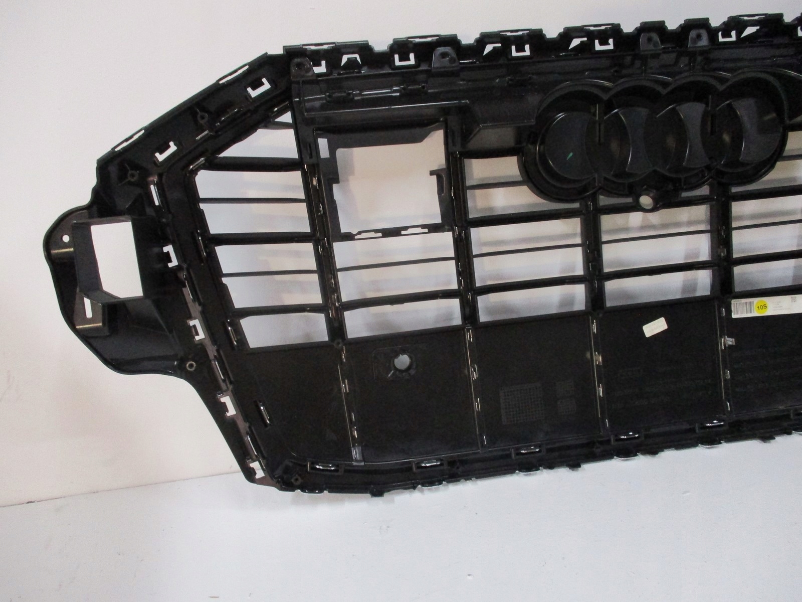 Grille AUDI Q7 4M0 4M0853651 KAMERA RADAR