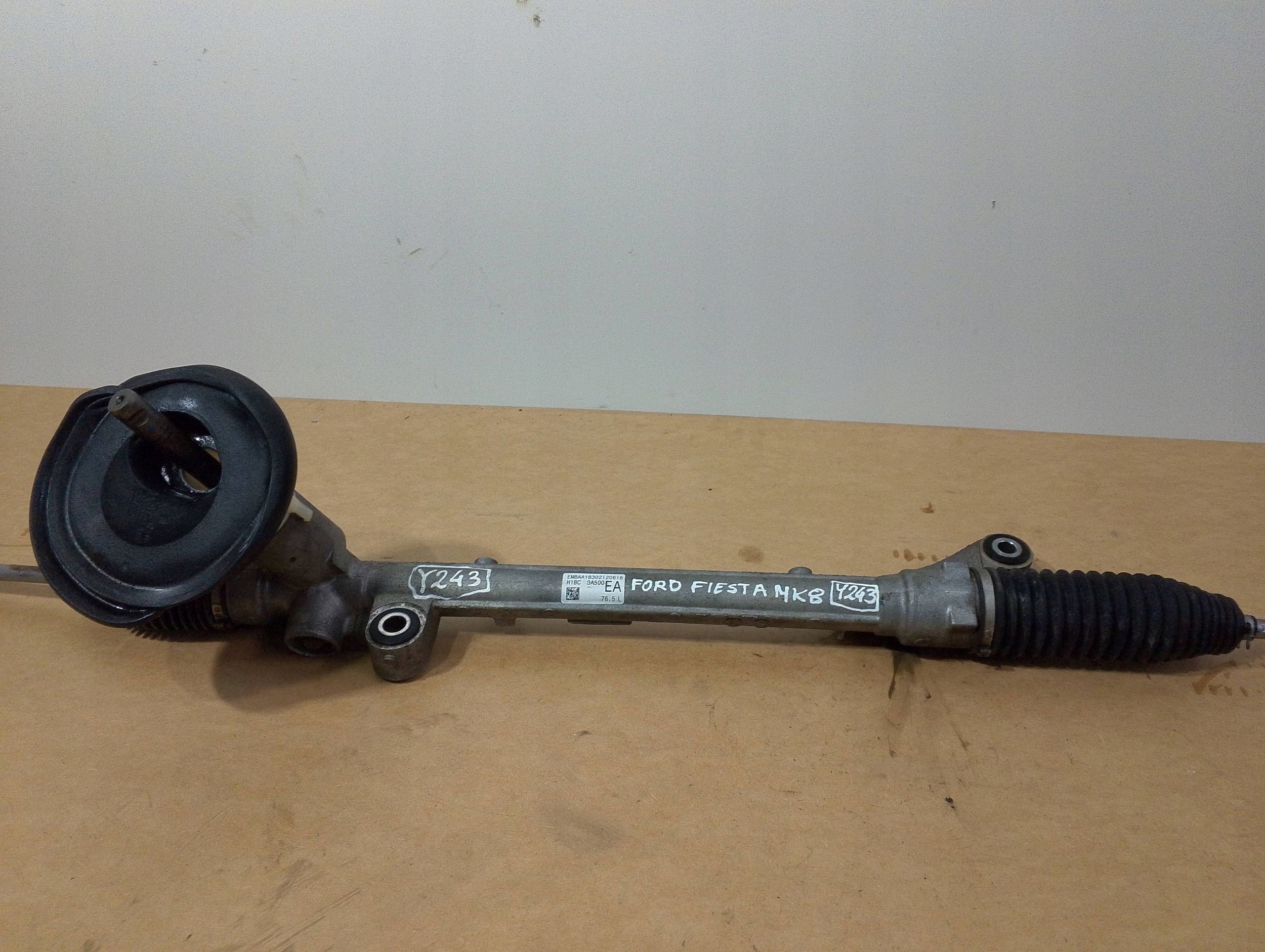 Ford Fiesta MK8 control H1BC3A500 (Y243)