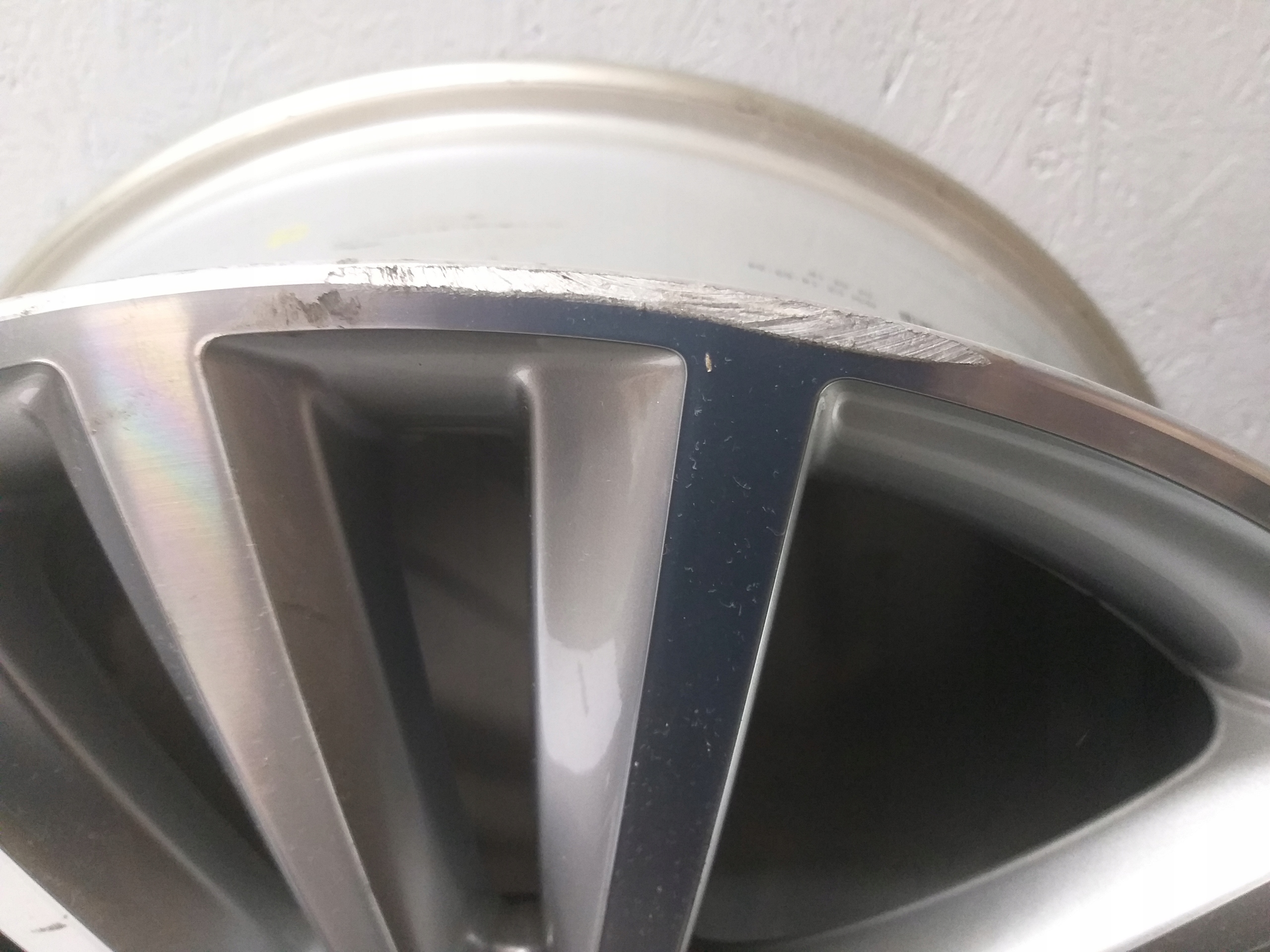 disk hliníkový SKODA 7J 19" ET43 5X112 565601025B