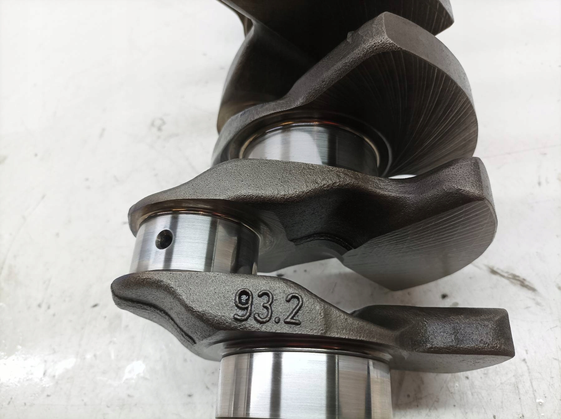 crank BITURBO 2.4 D Volvo XC 70 III (2007- )
