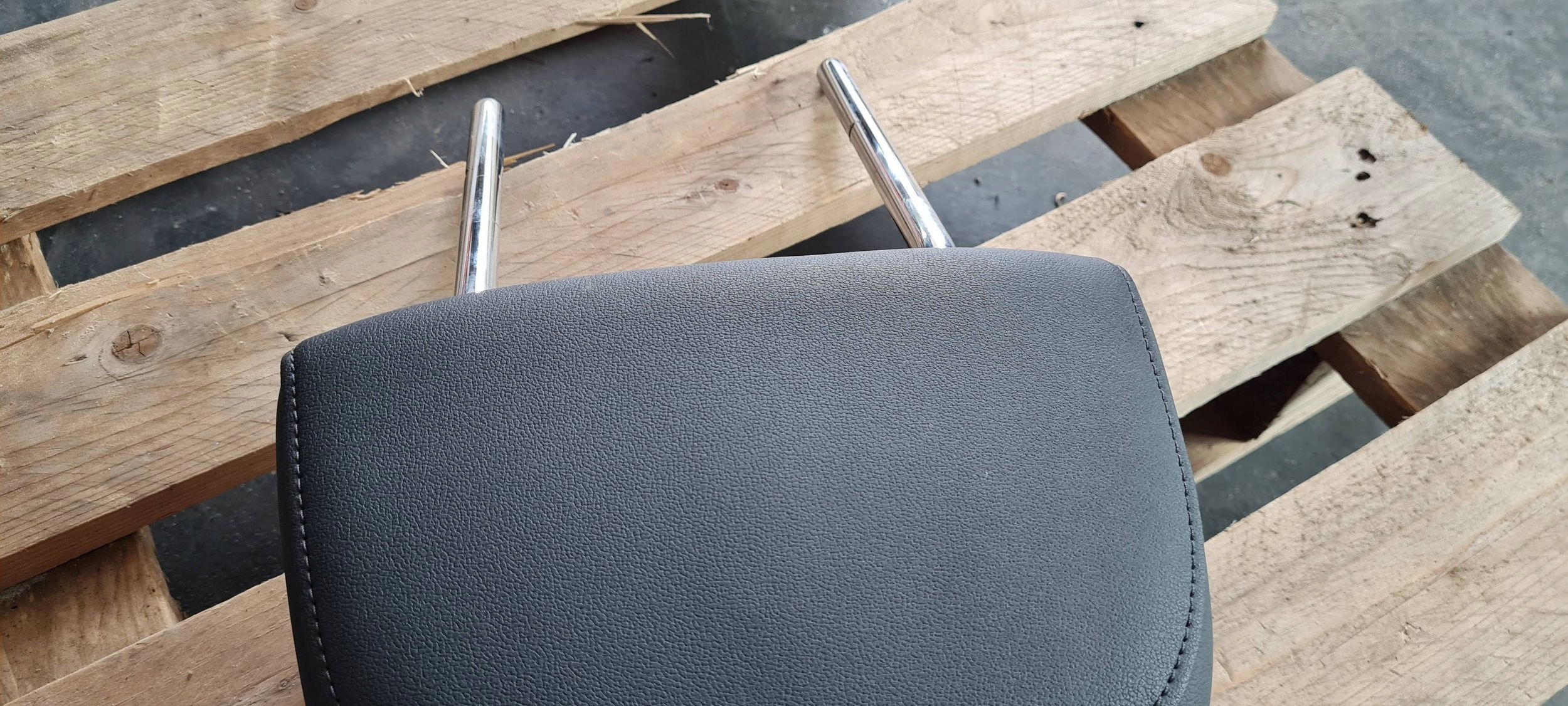 A6 C8 4K rest seat left front leather SKORZANY 4K0881903C