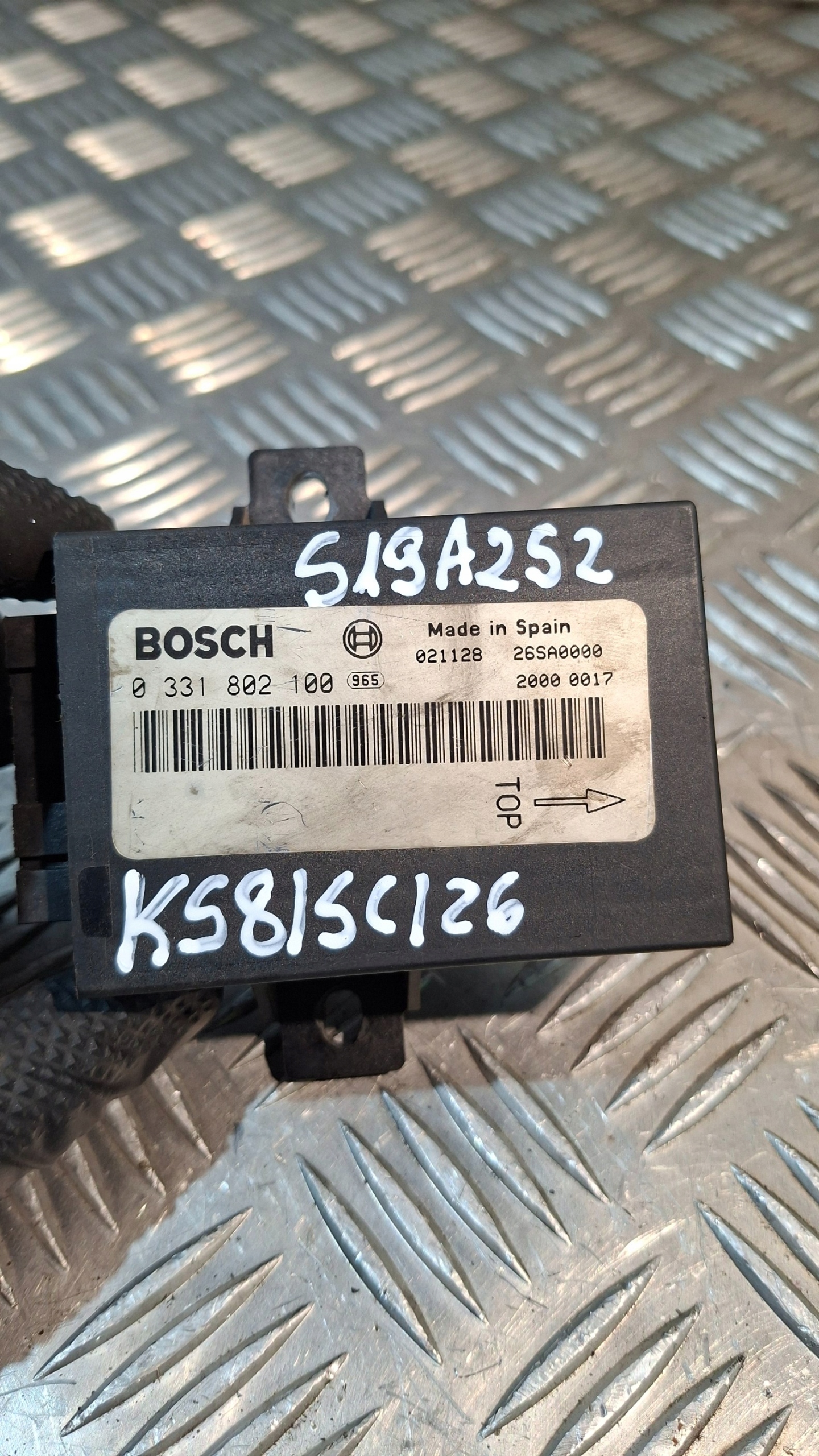 relay amplifier ROZRUCHOWY BOSCH 0331802100
