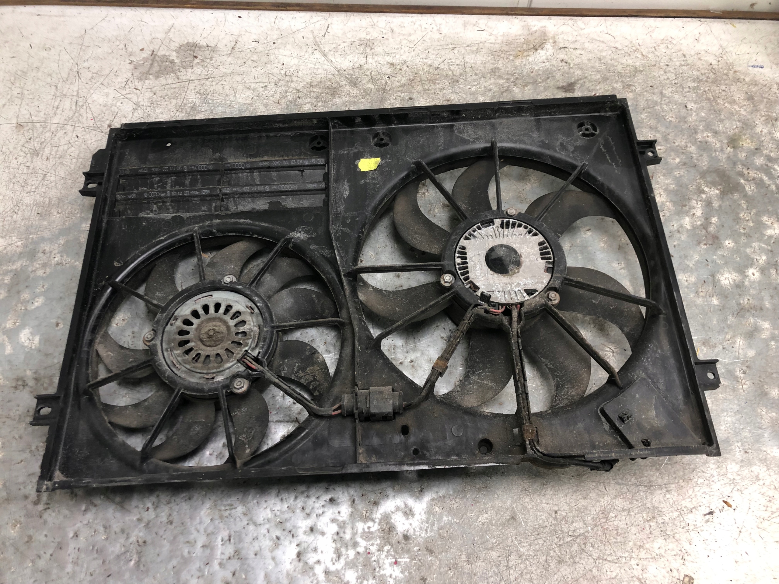 vrtule ventilátor chladiče VW SKODA AUDI 1K0121207AD