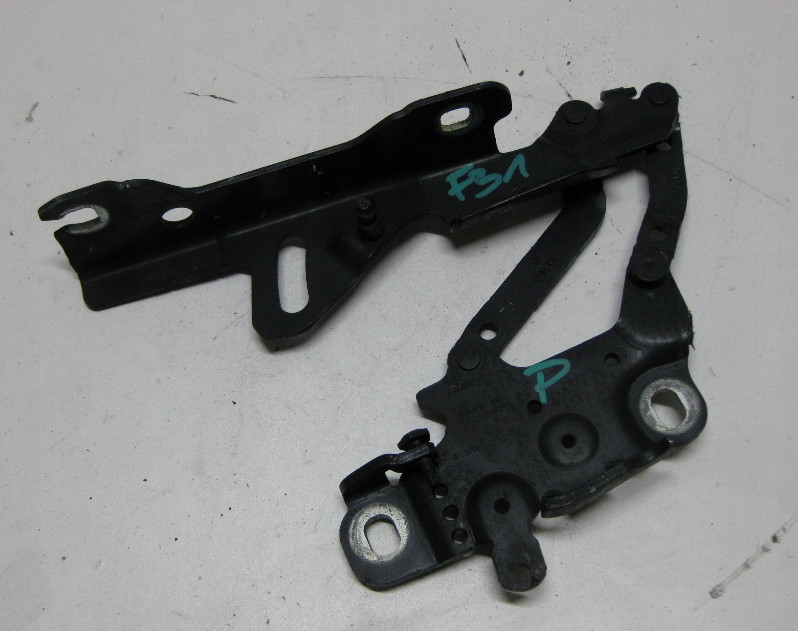 BMW F31 2.0D 14R hinge bonnets left right KOMPLET