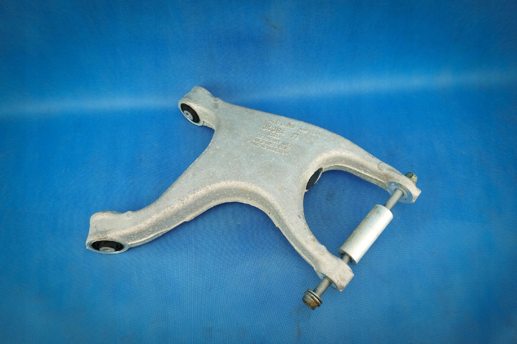 Querlenker wzdluzny hinten Audi A4 RS4 8K A5 8K0505312J
