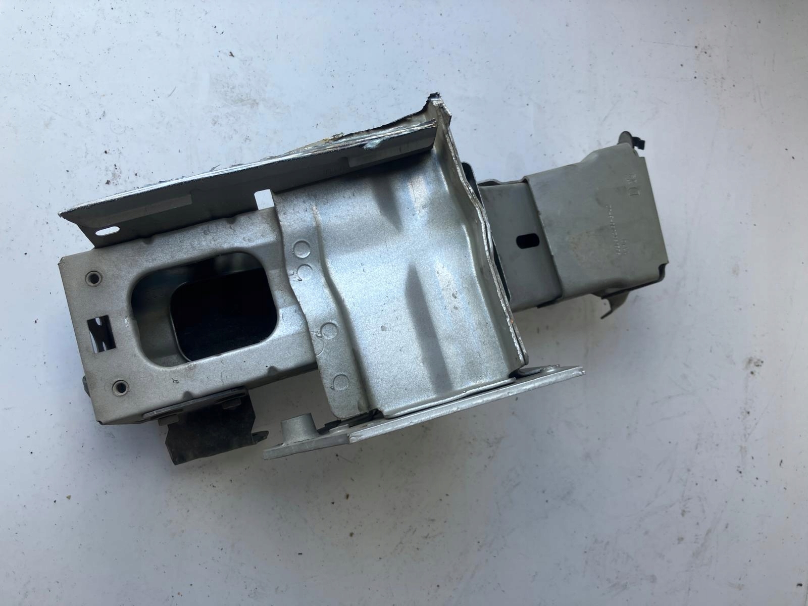 quarter quarter pipe end holder supports right front PEUGEOT 508 and