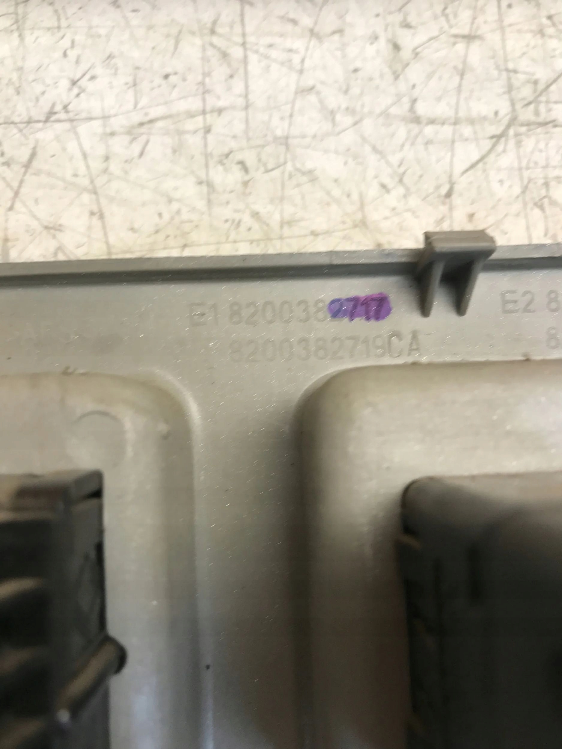 frame DEKOR consoles DACIA LOGAN 8200382717