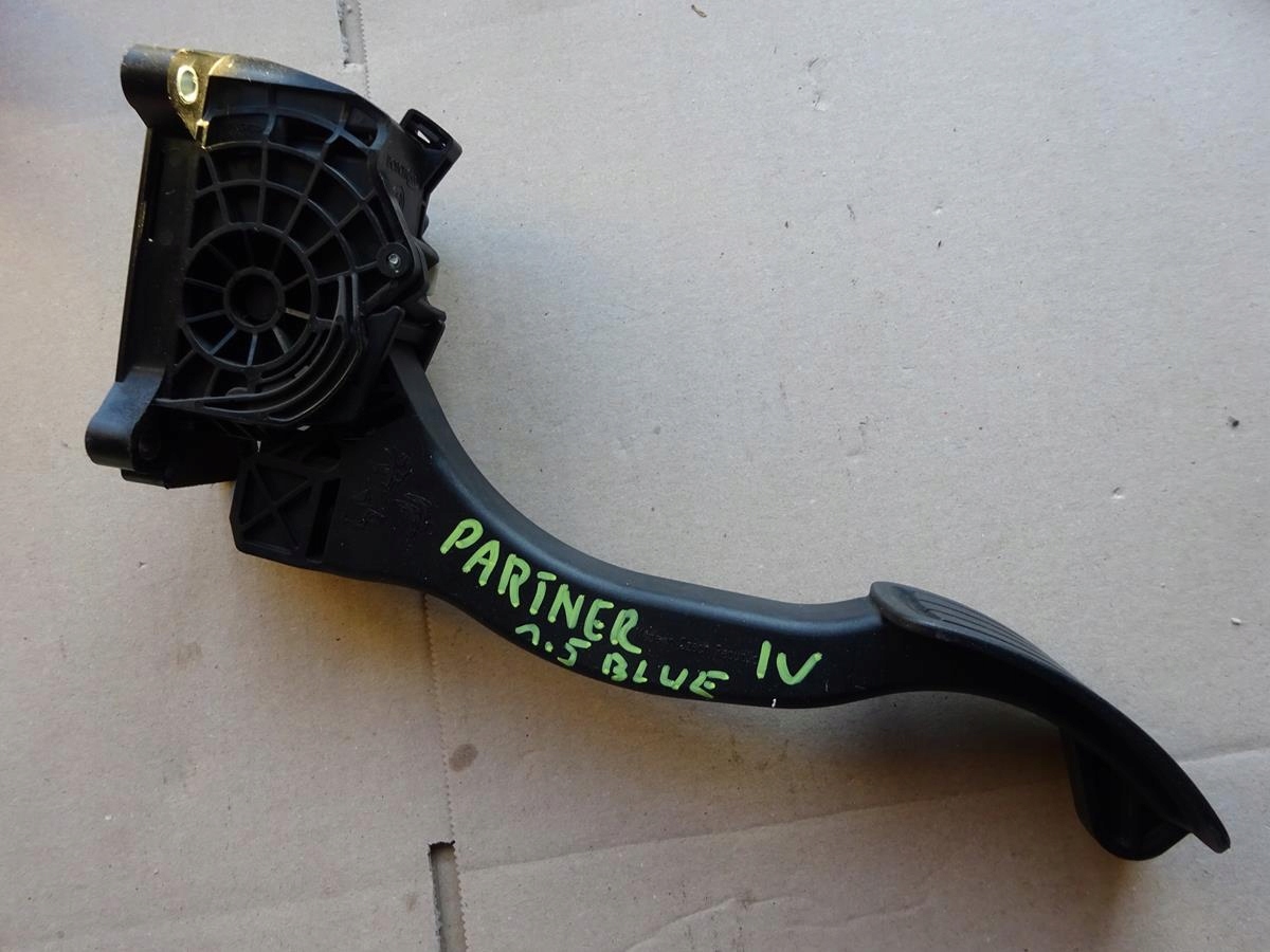 Pedał gazu potencjometr PARTNER IV 1,5 bHDI 19-