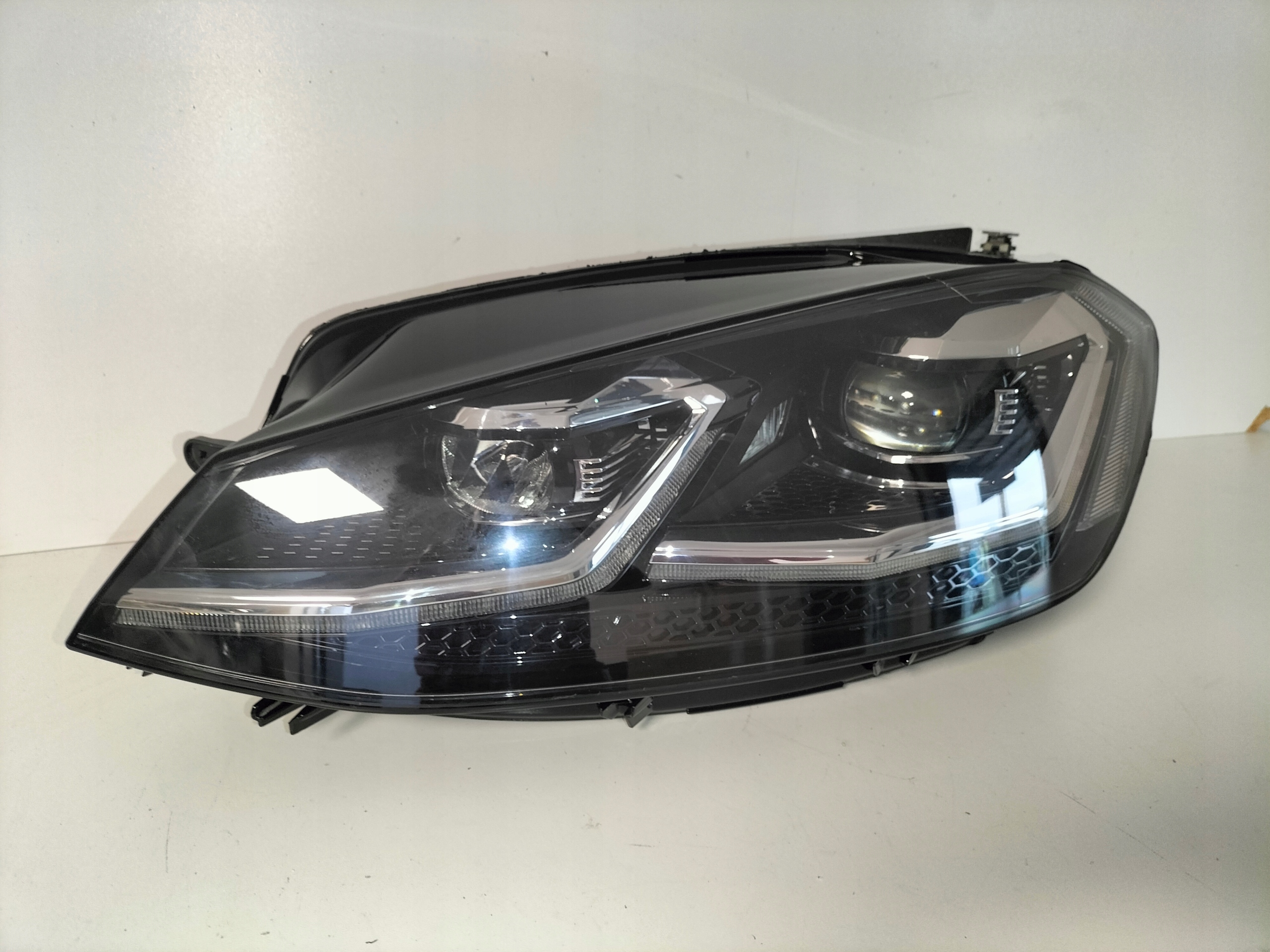 light front reflektor left VW GOLF 7 VII LIFT 17- FULL LED