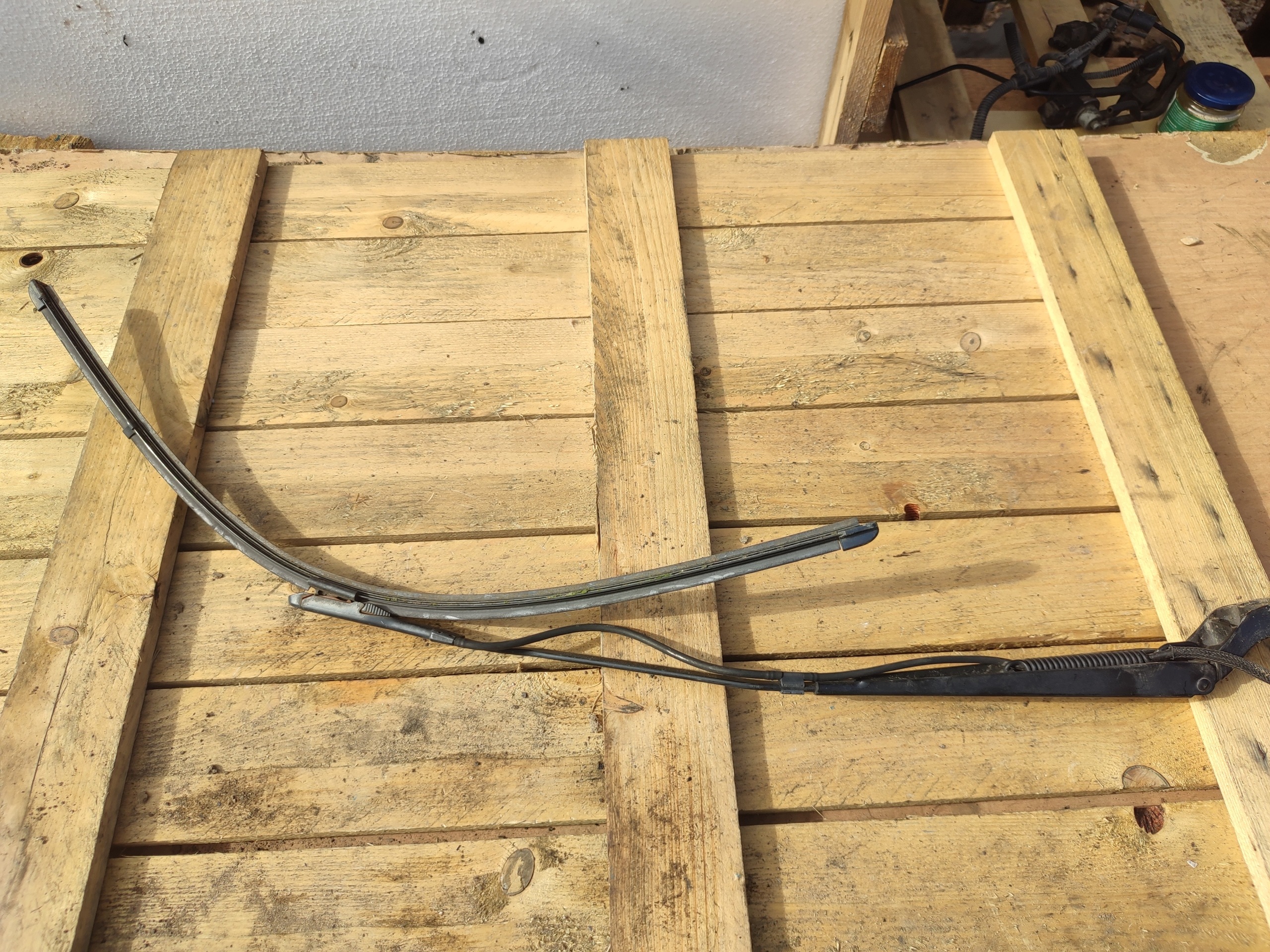 wiper arm Mercedes Vito 179.858