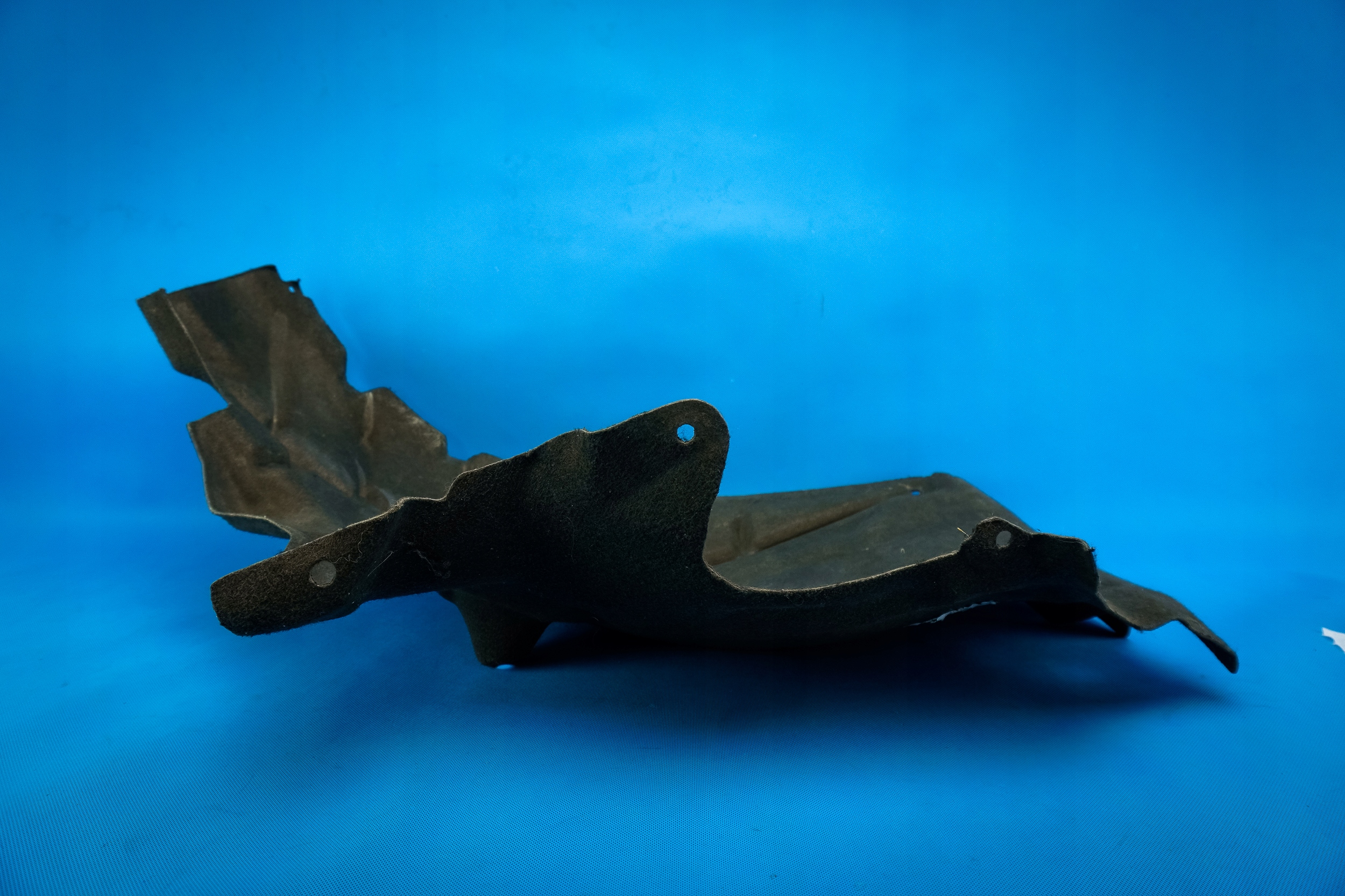 mudguard front left LE rear part Audi Q7 4M 4M0821191G