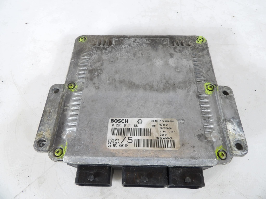 PEUGEOT 206 2.0HDI unité de commande électronique uce moteur 0281011188