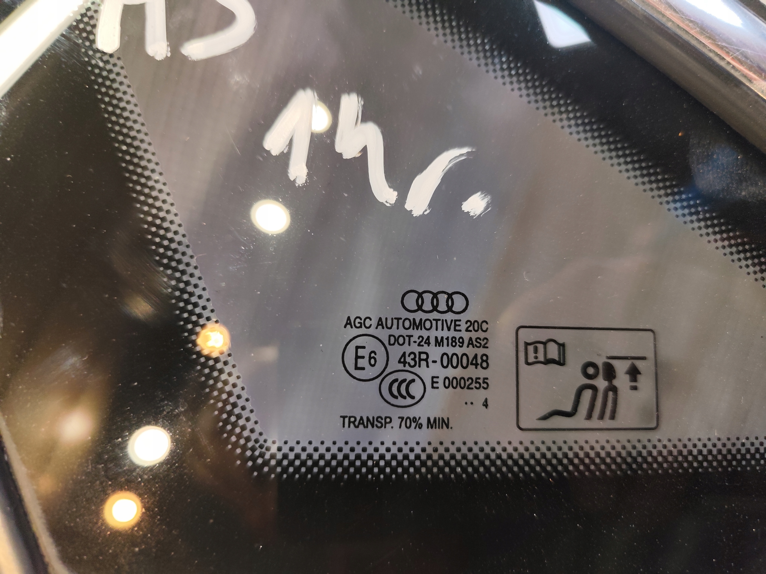 Audi A3 8V5 8VS 13-20 седан стекло кузова левый задний 2014r 8V5845299K