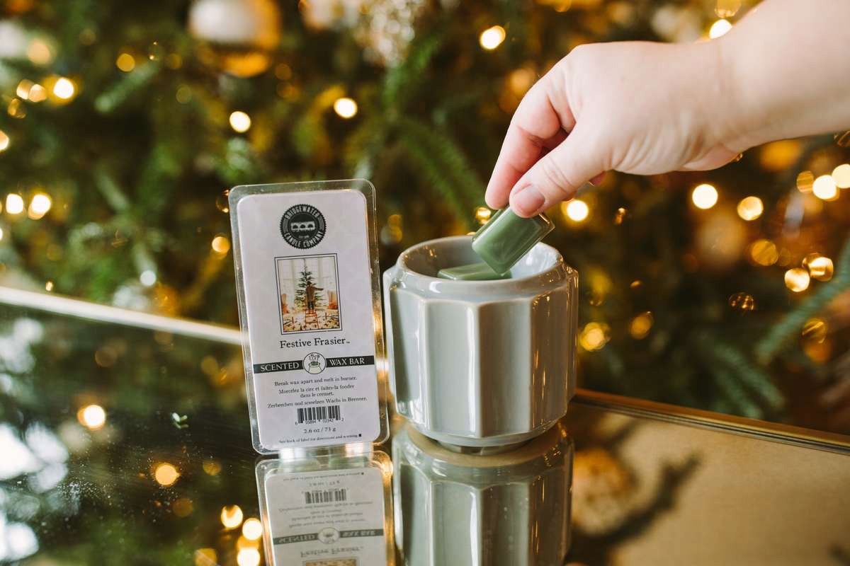 

Wosk zapachowy Festive Frasier Bridgewater Candle