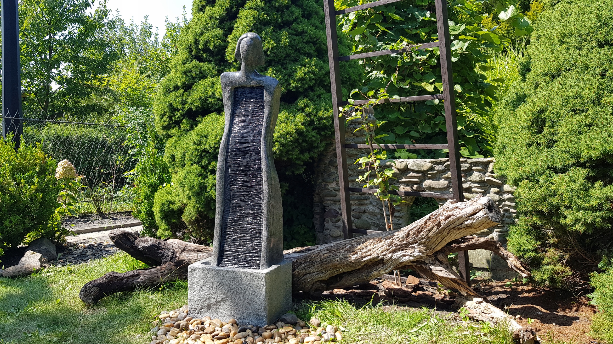 FONTANNA OGRODOWA WOMEN Producent Delis