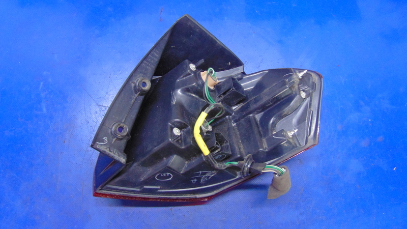 light left rear part PEUGEOT 4008 and 12-17R
