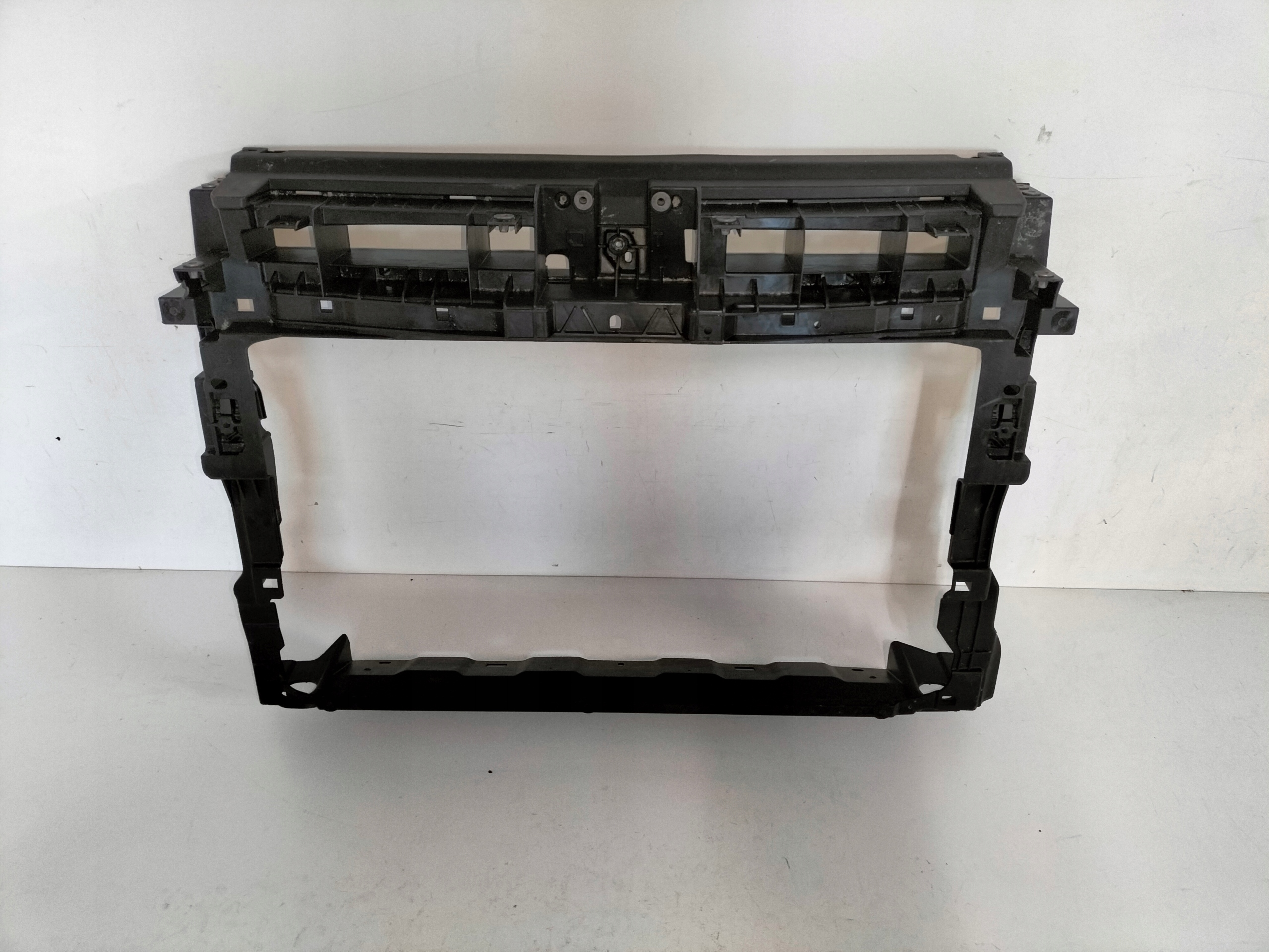 support panel for radiators front SEAT TARRACO 18