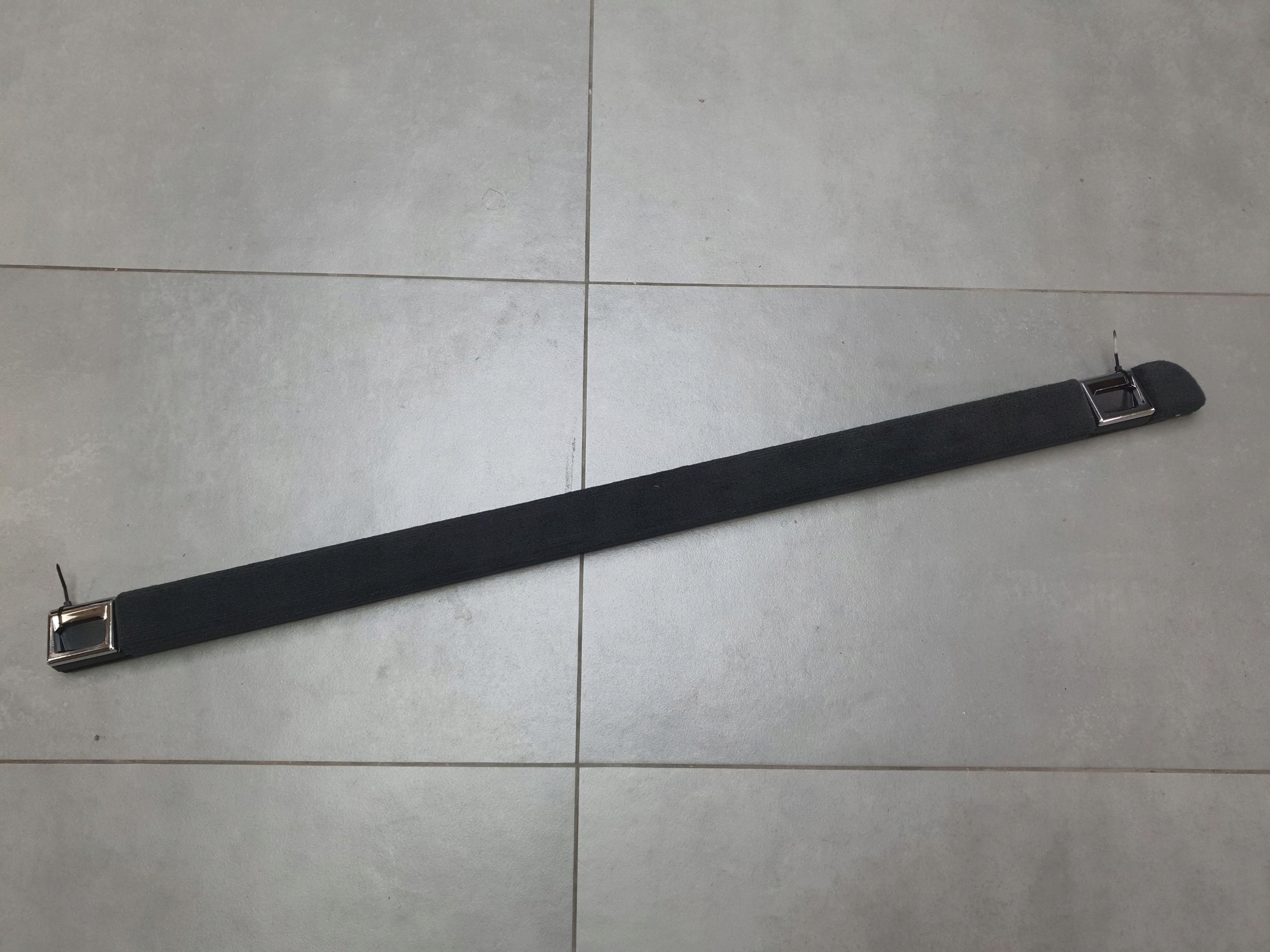 Audi Q8 Element upholstery boot moulding right 4M8863528B