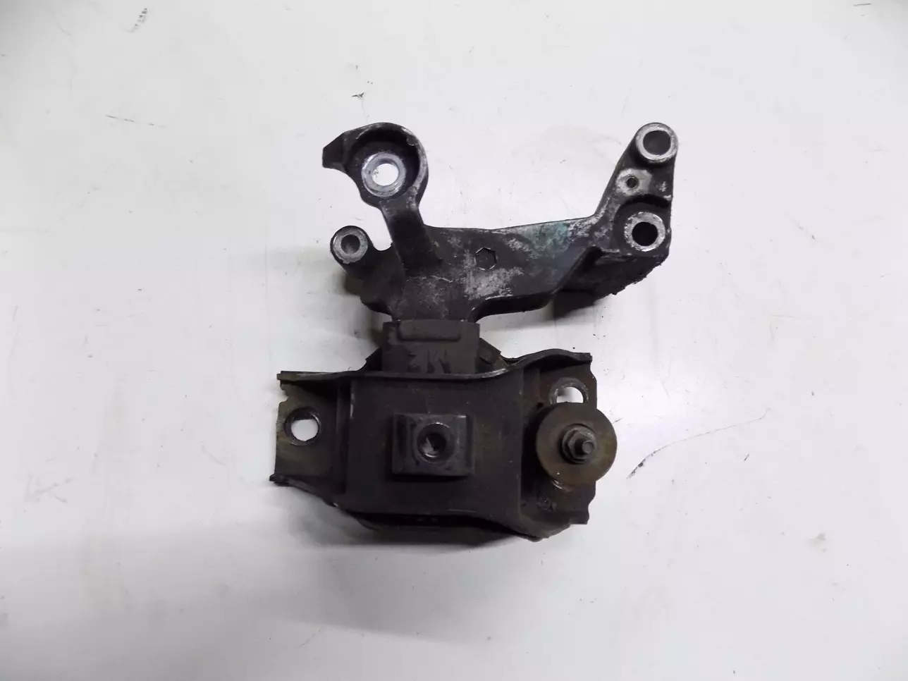 J10+2 2.0 - NISSAN QASHQAI J10 + 2 Лапа подушка двигуна