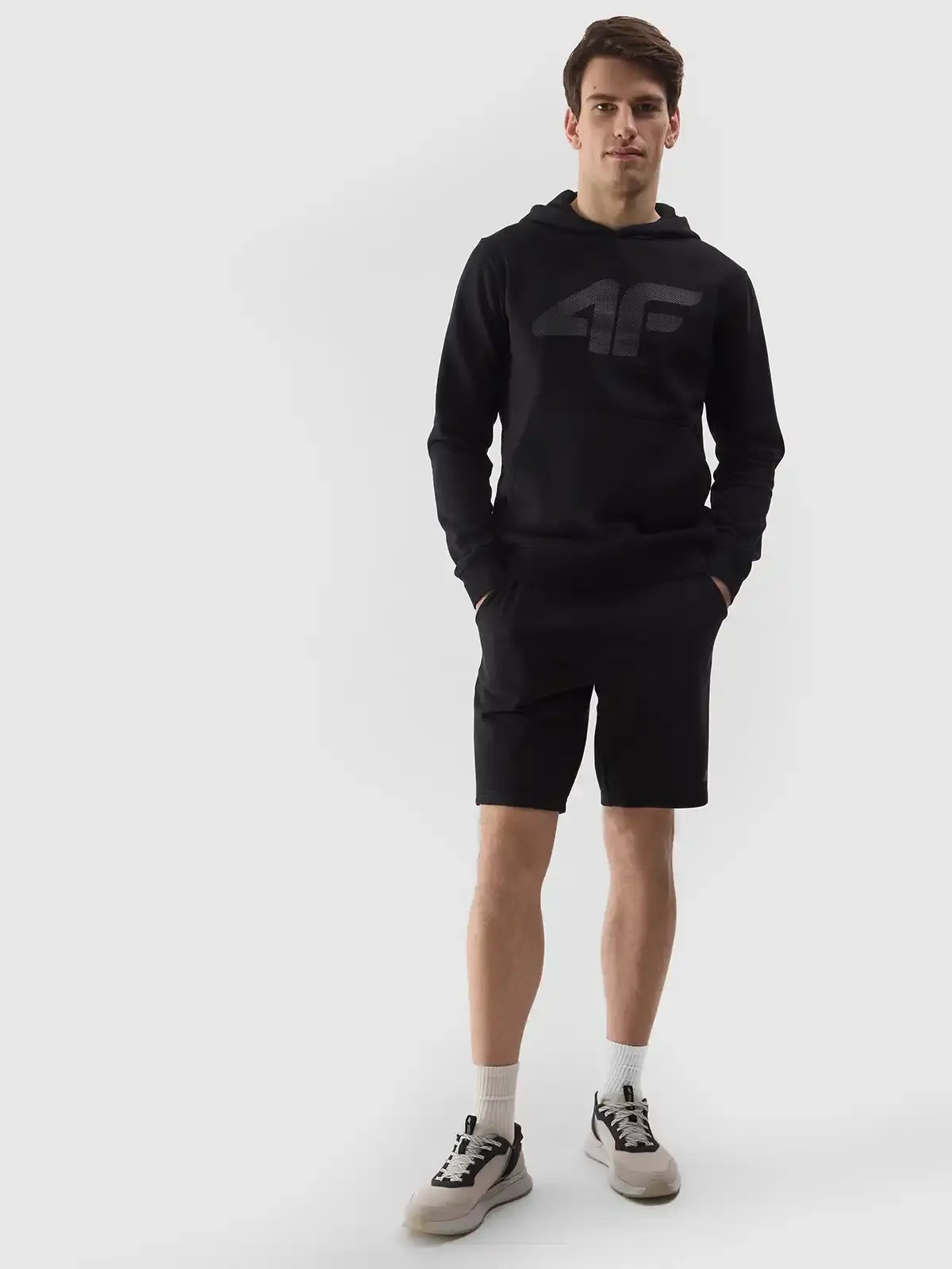 BLUZA MĘSKA 4F DRESOWA Z KAPTUREM BAWEŁNIANA SPORTOWA SS240950 Dekolt okrągły