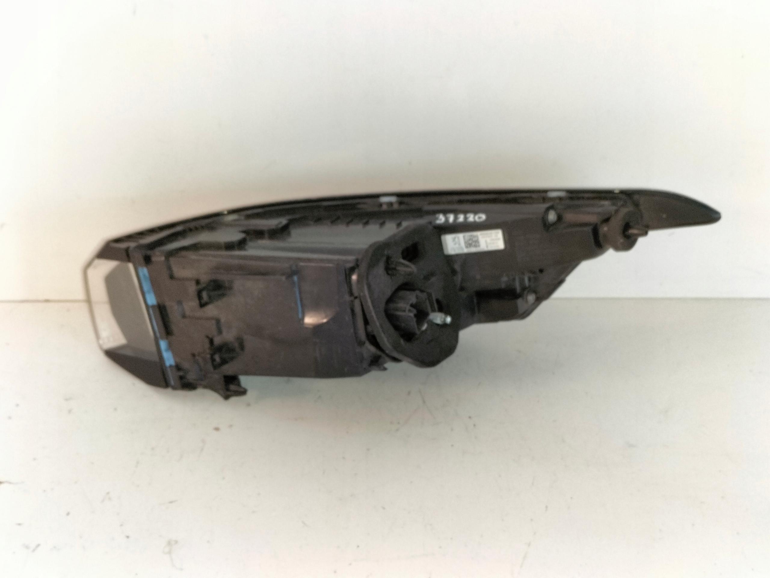 light rear rear part left PEUGEOT 308 III T10 21- LED