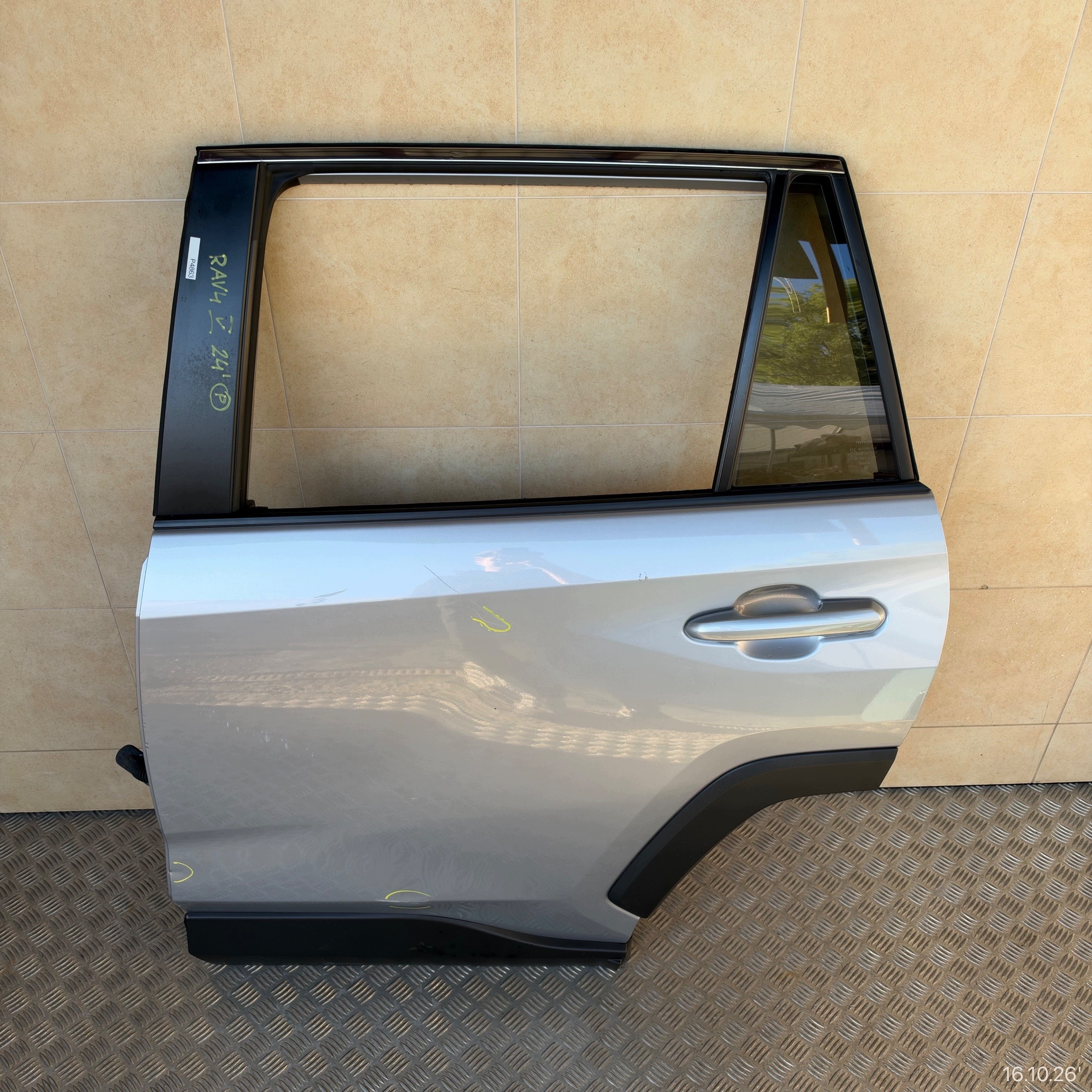 door complete rear. left TOYOTA RAV4 RAV 4 V 2024 year