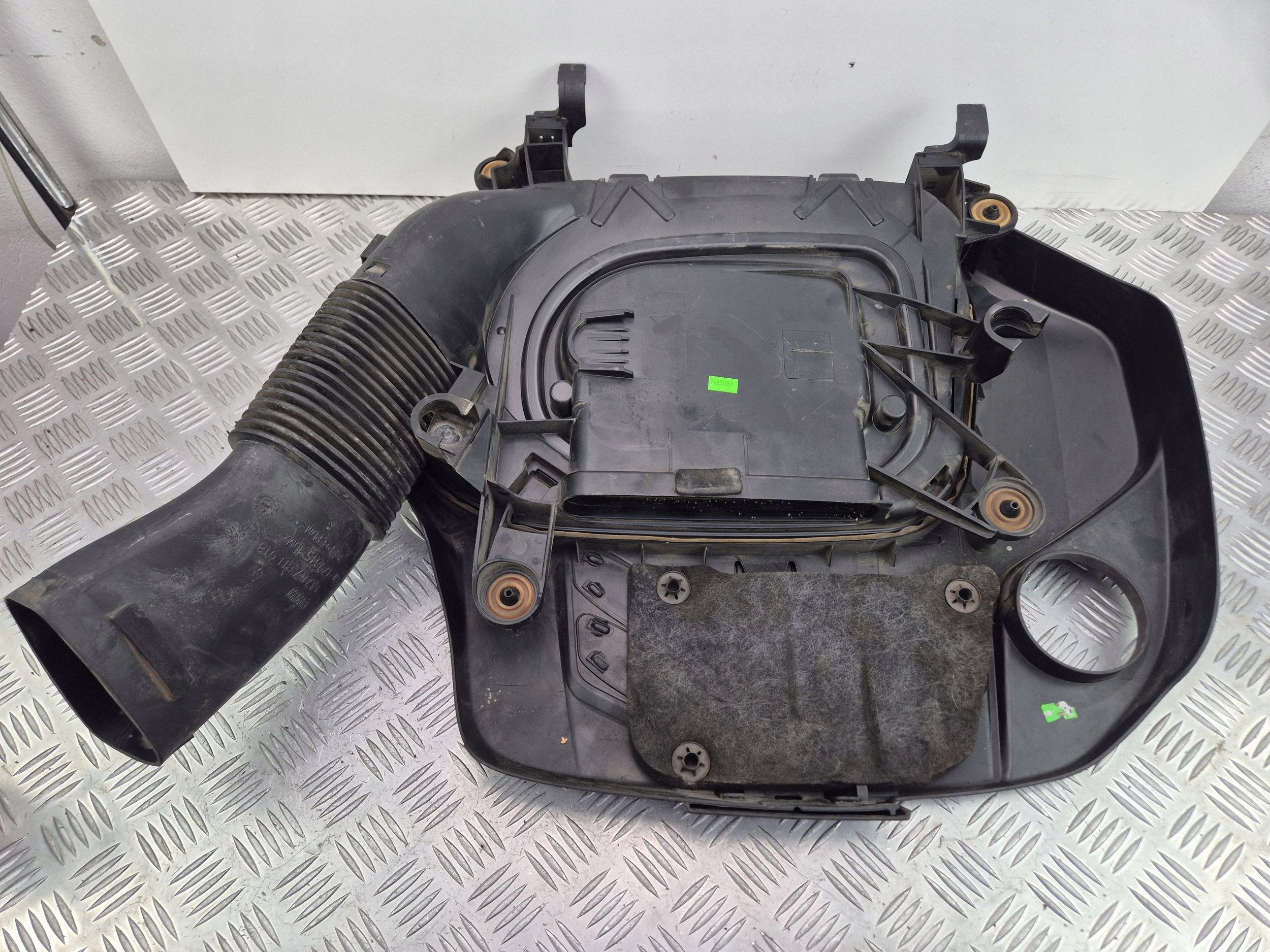 BMW X6 E71 30d motor cover 7811025 N57D30A