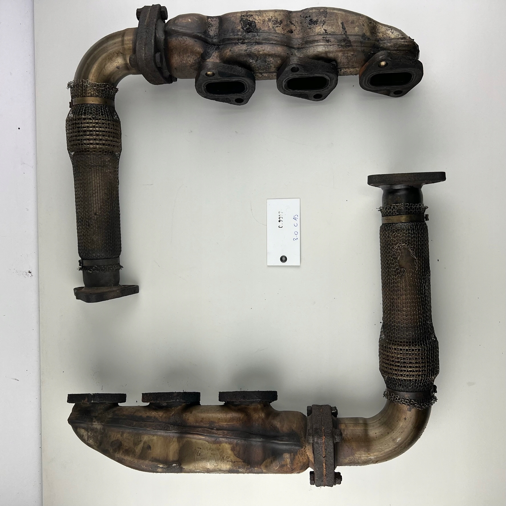 059253033AC 059253034AC - Випускний колектор AUDI Q7 VW TOUAREG V6 3.0 TDI