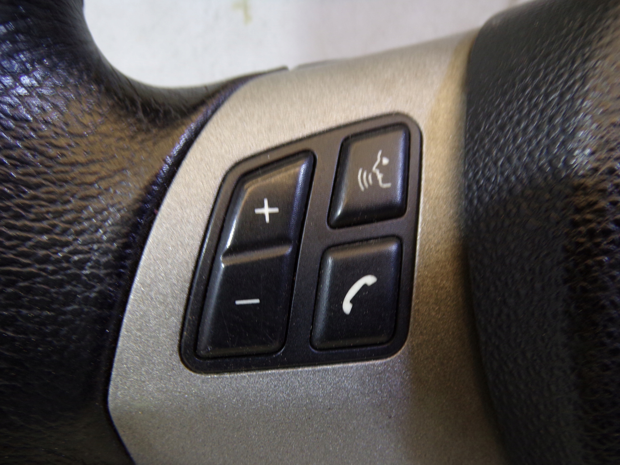 lenkrad Z Airbag BMW E87 MULTIFUNKCJA Leder (2)