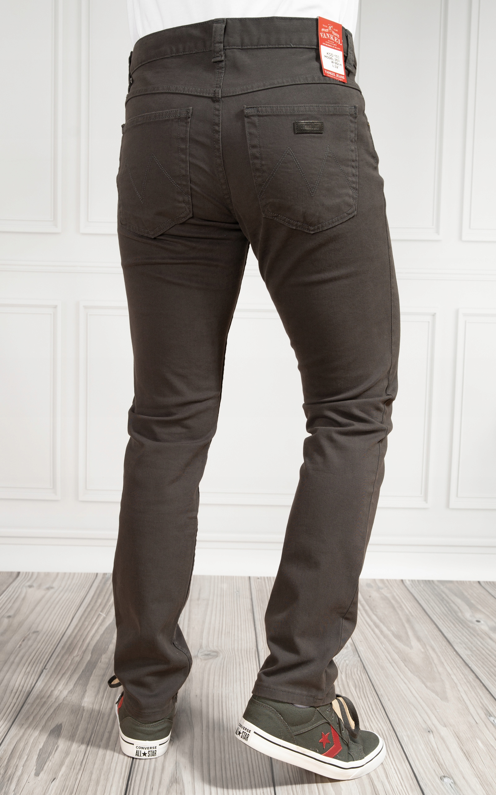 SPODNIE MĘSKIE VANKEL JEANS 103 L32 98cm Fason inny