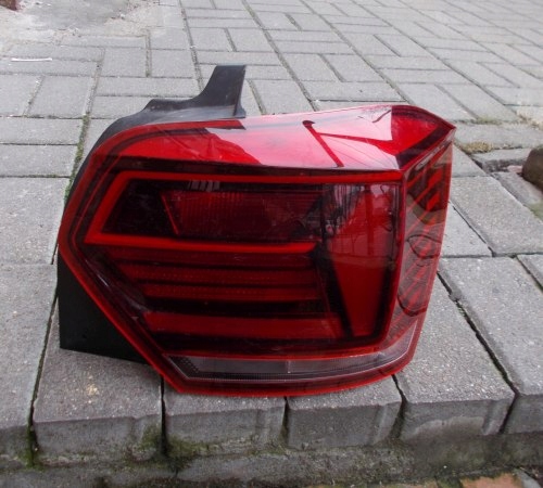 VW POLO VI 2GS PRAWA TYLNA LAMPA ORYGINAŁ 2GS945096A