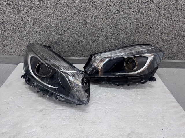 lights Mercedes A Klasa W176 Bi Xenon Led left right