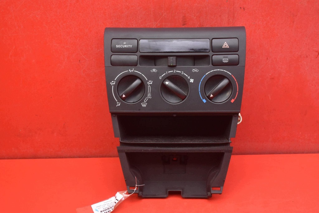 control panel air conditioning devices 55533-02040 TOYOTA COROLLA IX E12 00-08