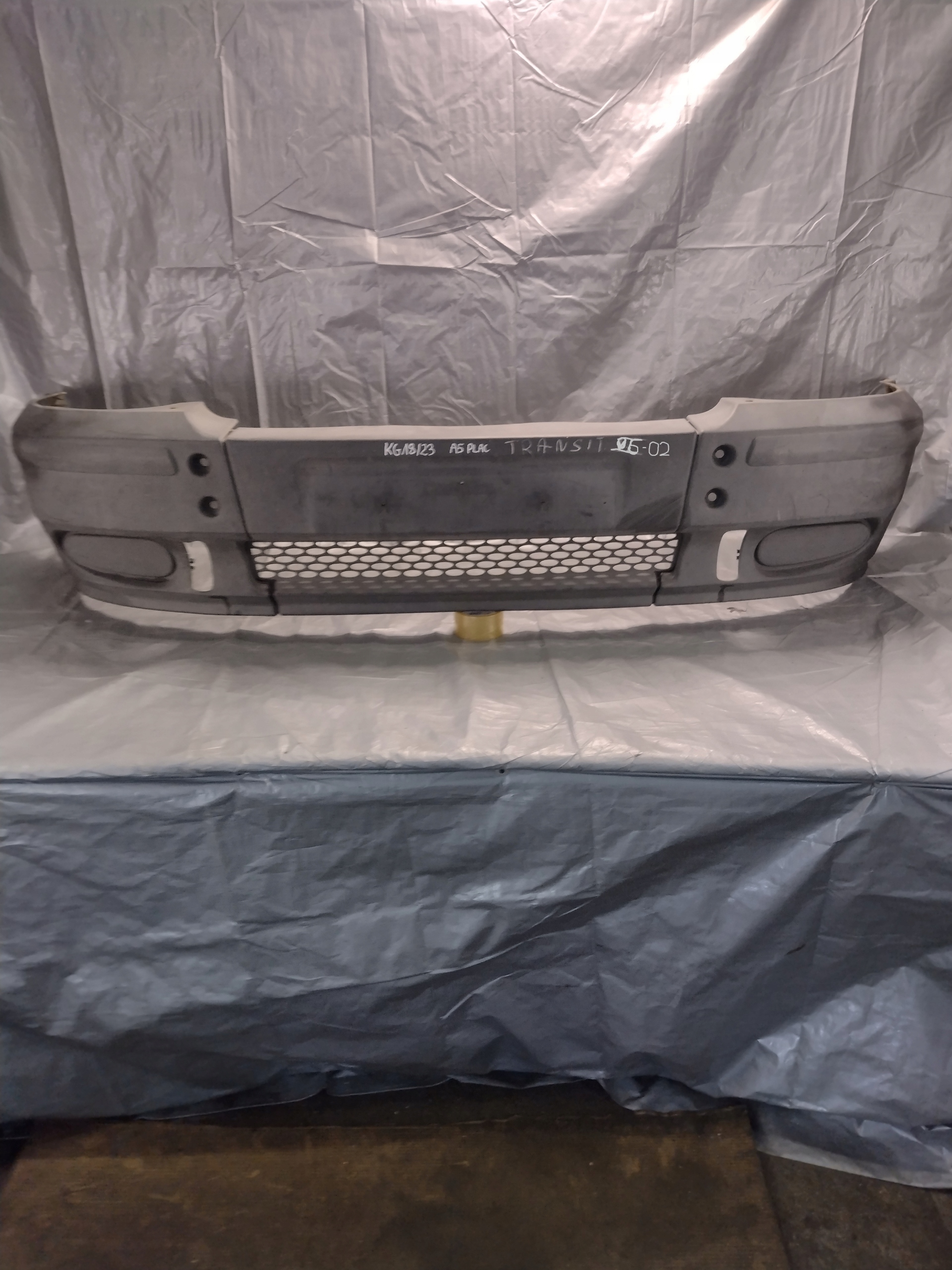 Frontstoßstange Ford Transit 00-06r