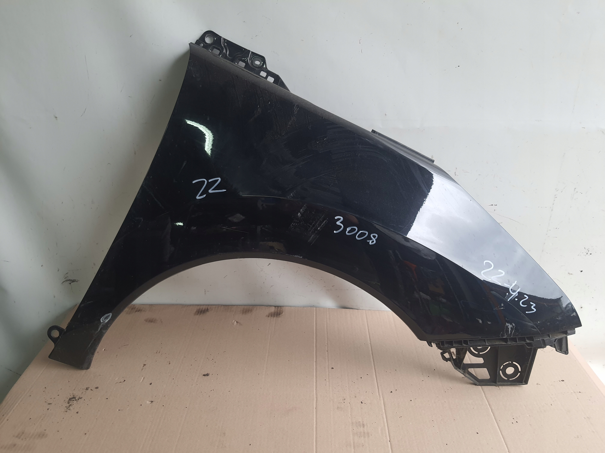 PEUGEOT 3008 e T84 09-16 parafango Destra