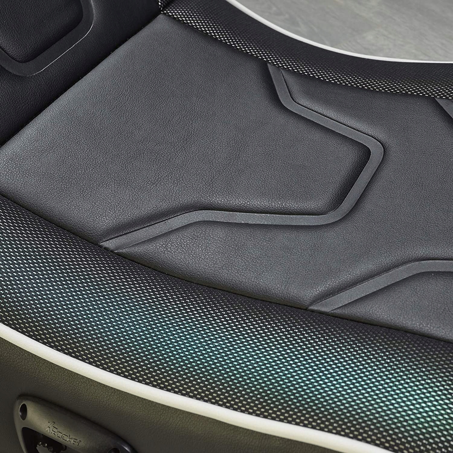 Fotel gamingowy X ROCKER Chimera Głębokość siedziska 45 cm