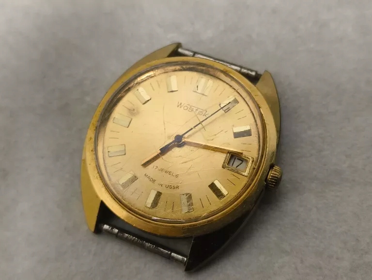 ZEGAREK TARCZA WOSTOK 17 JEWELS